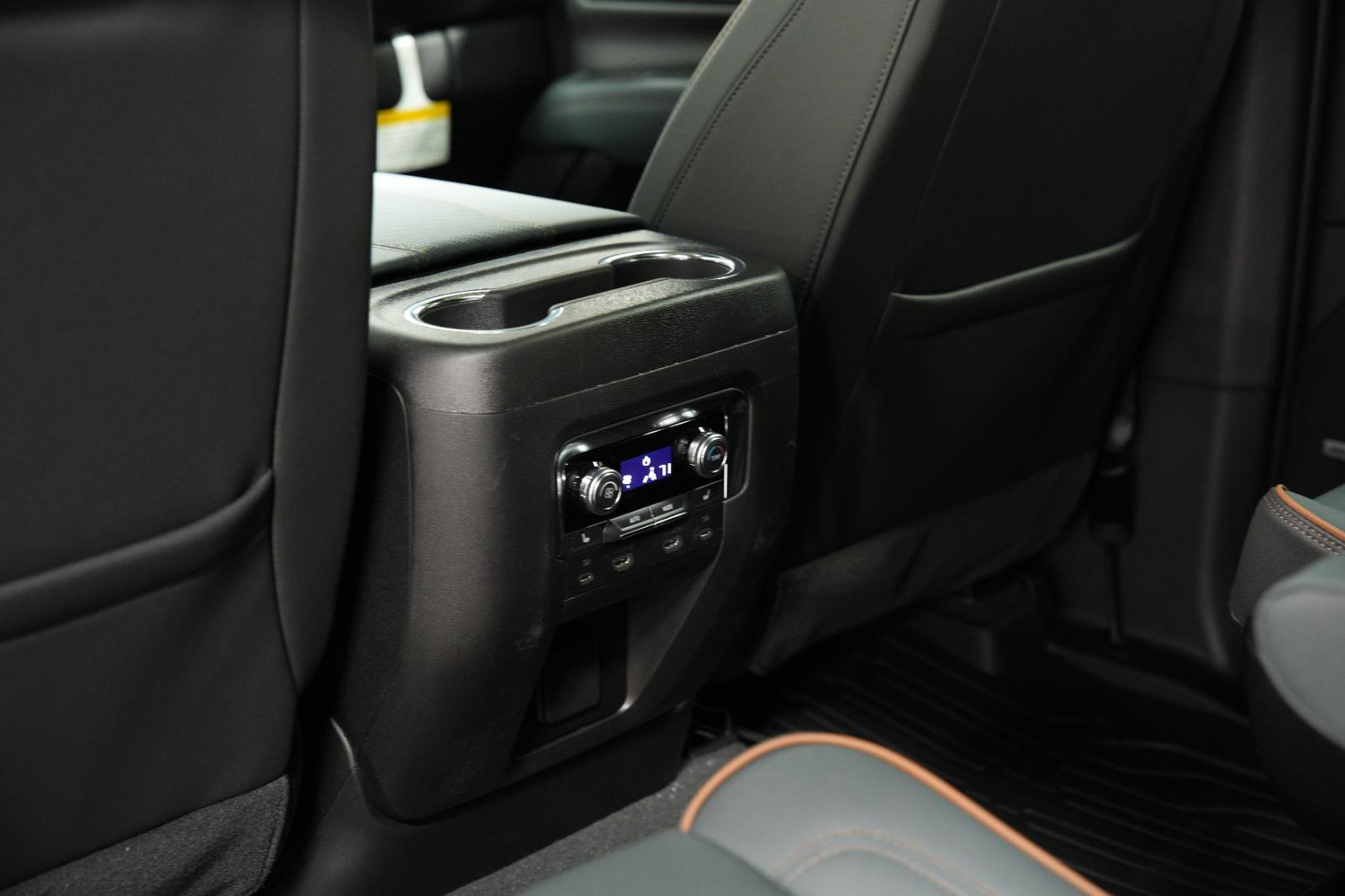 2026 GMC Yukon XL AT4 - Photo 25