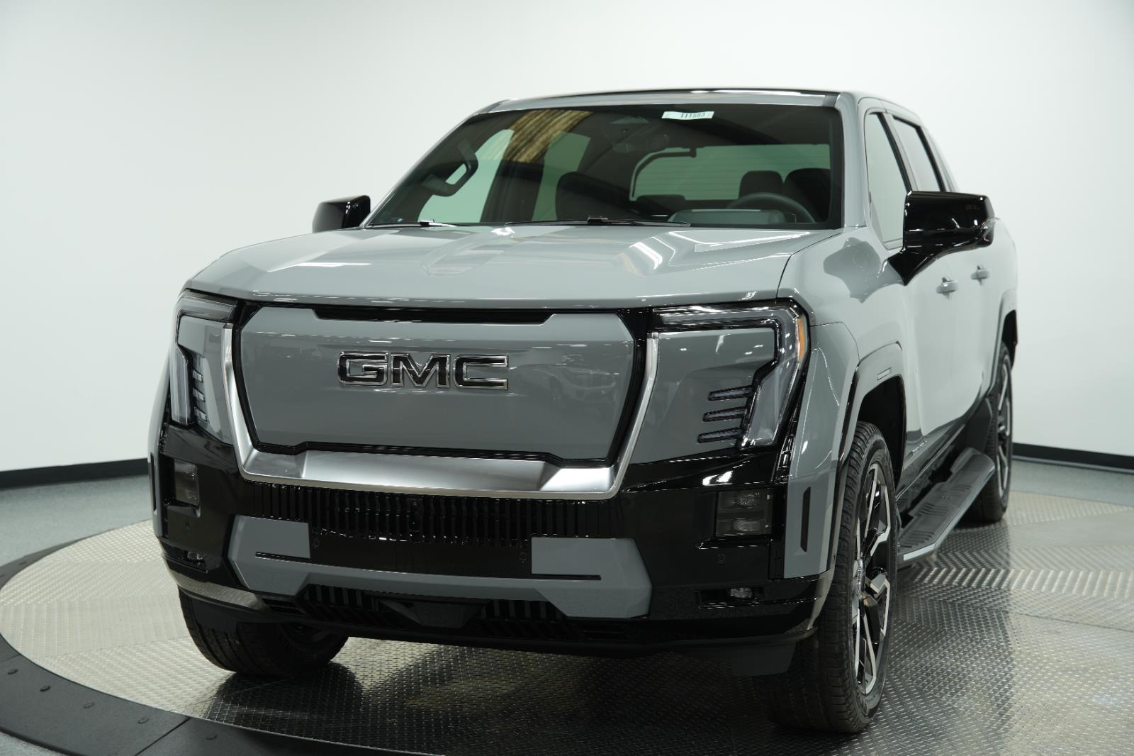 2025 Gmc Sierra EV Denali photo 3