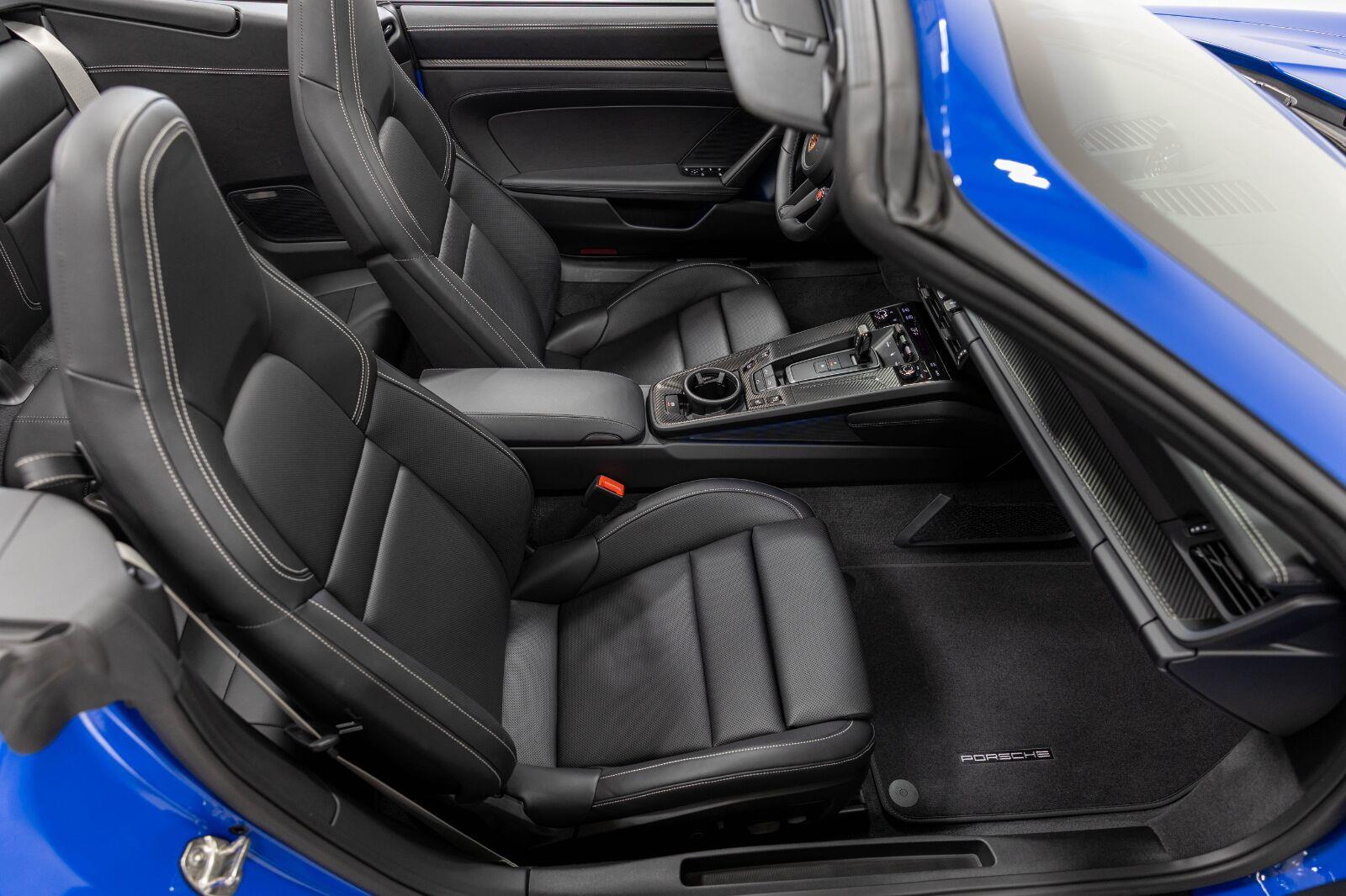 2026 Porsche 911 GTS - Photo 97