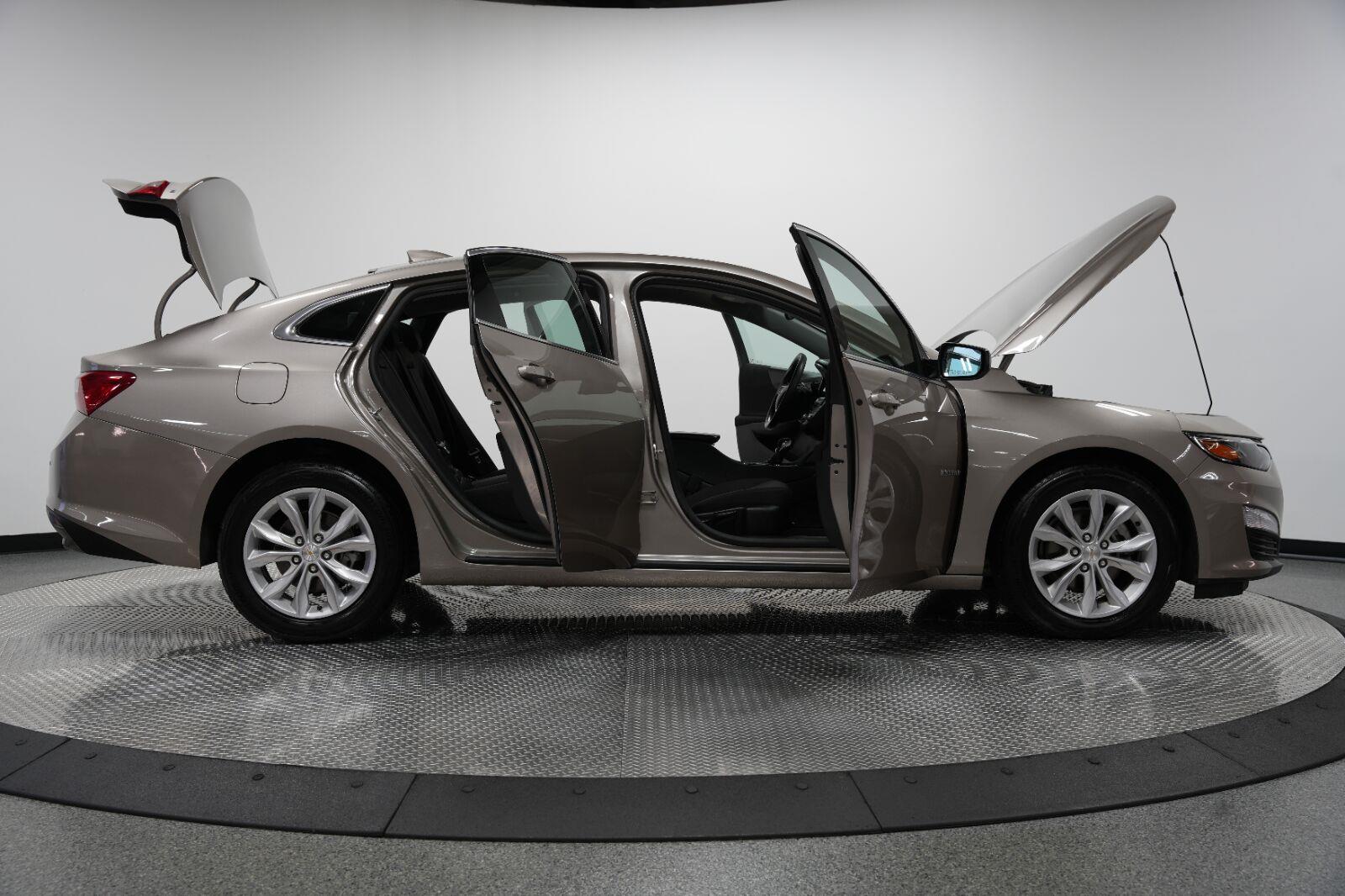 2025 Chevrolet Malibu 1LT - Photo 10