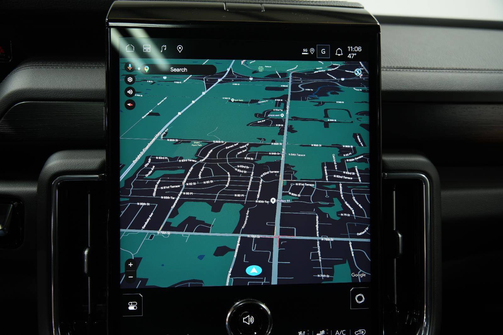 2026 GMC Yukon Denali - Photo 45