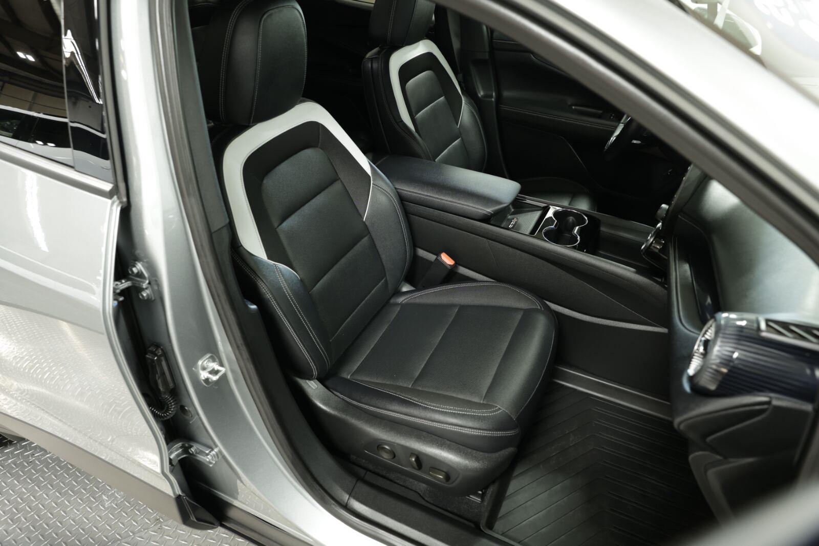 2024 Chevrolet Blazer EV LT - Photo 20