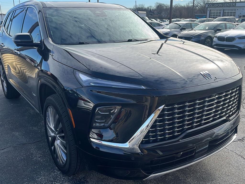 Used 2025 Buick Enclave Avenir with VIN 5GAEVCRS2SJ164703 for sale in Kansas City