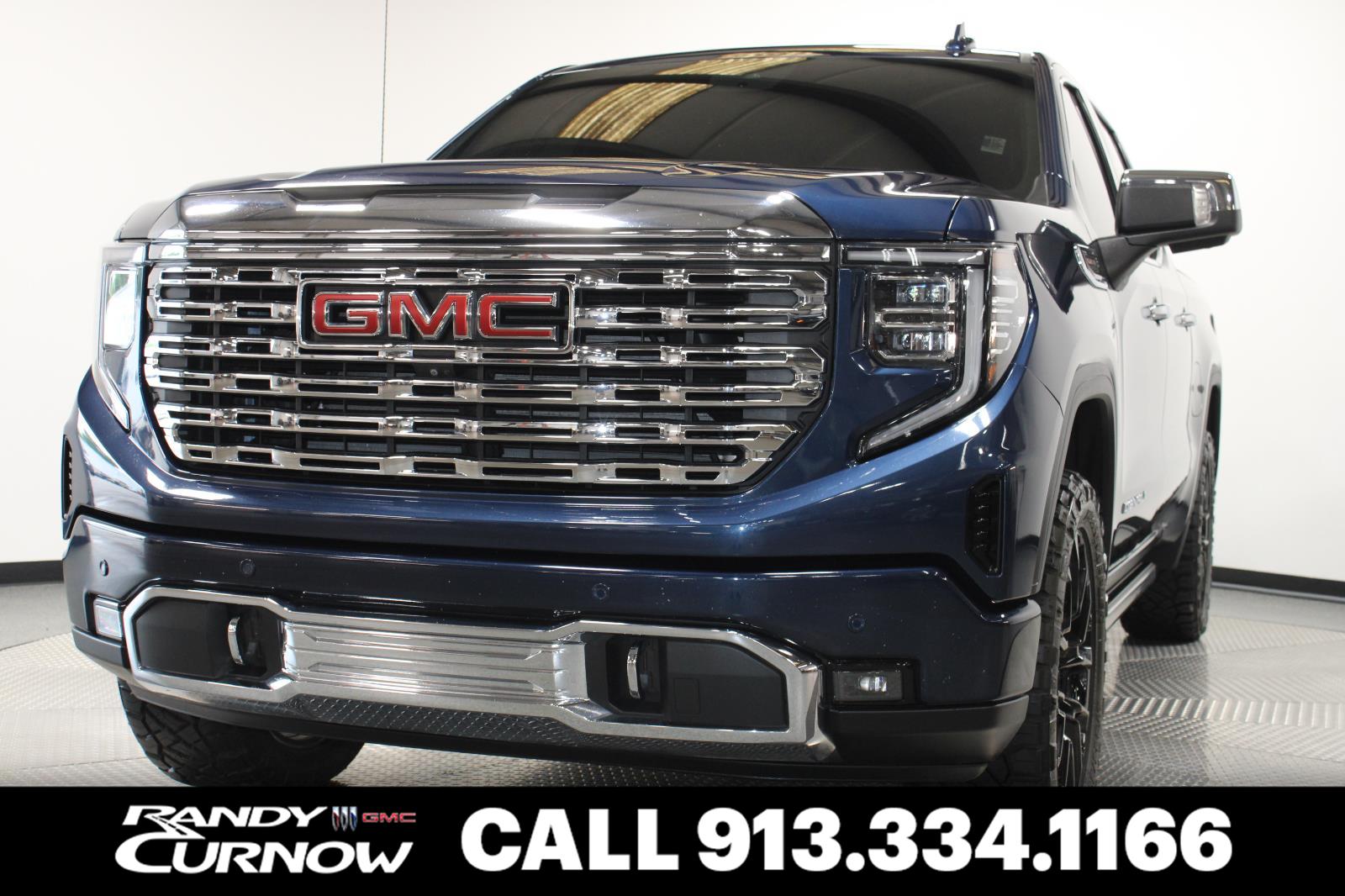 2023 GMC Sierra 4WD Crew Cab Short Box Denali's photo