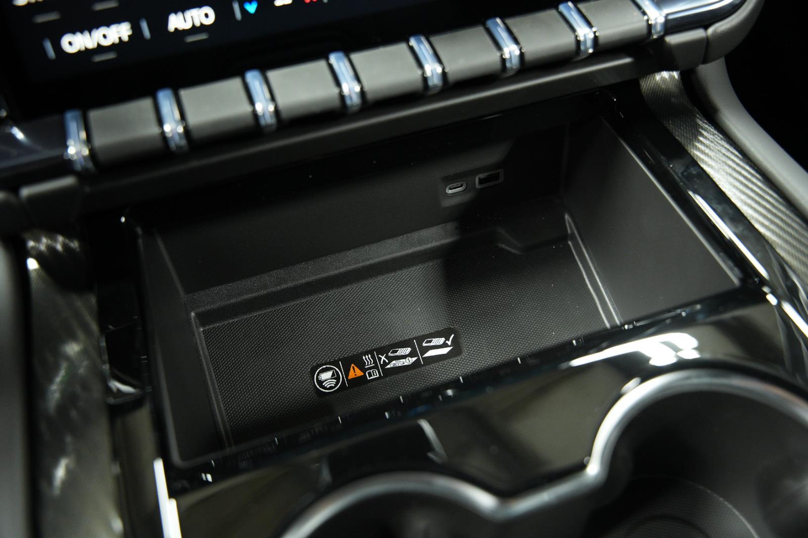 2026 GMC Yukon XL AT4 - Photo 43
