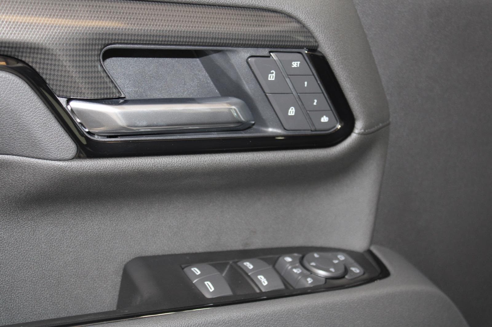 2026 GMC Sierra 2500HD AT4 - Photo 29