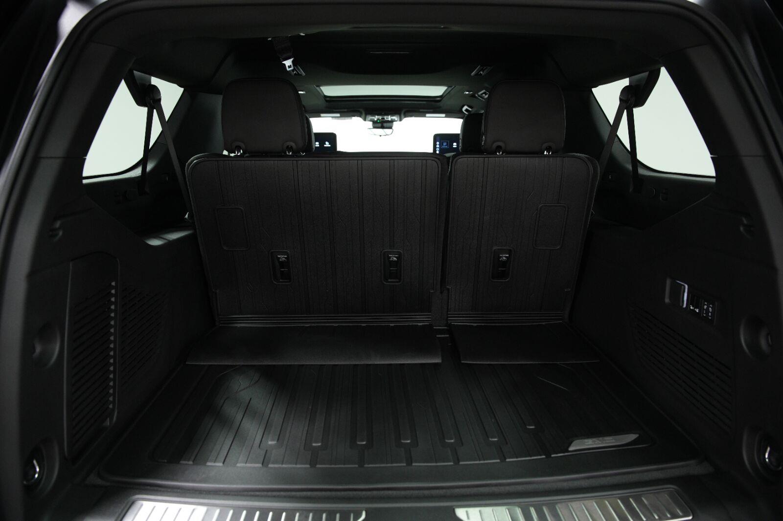 2026 GMC Yukon XL Denali - Photo 19