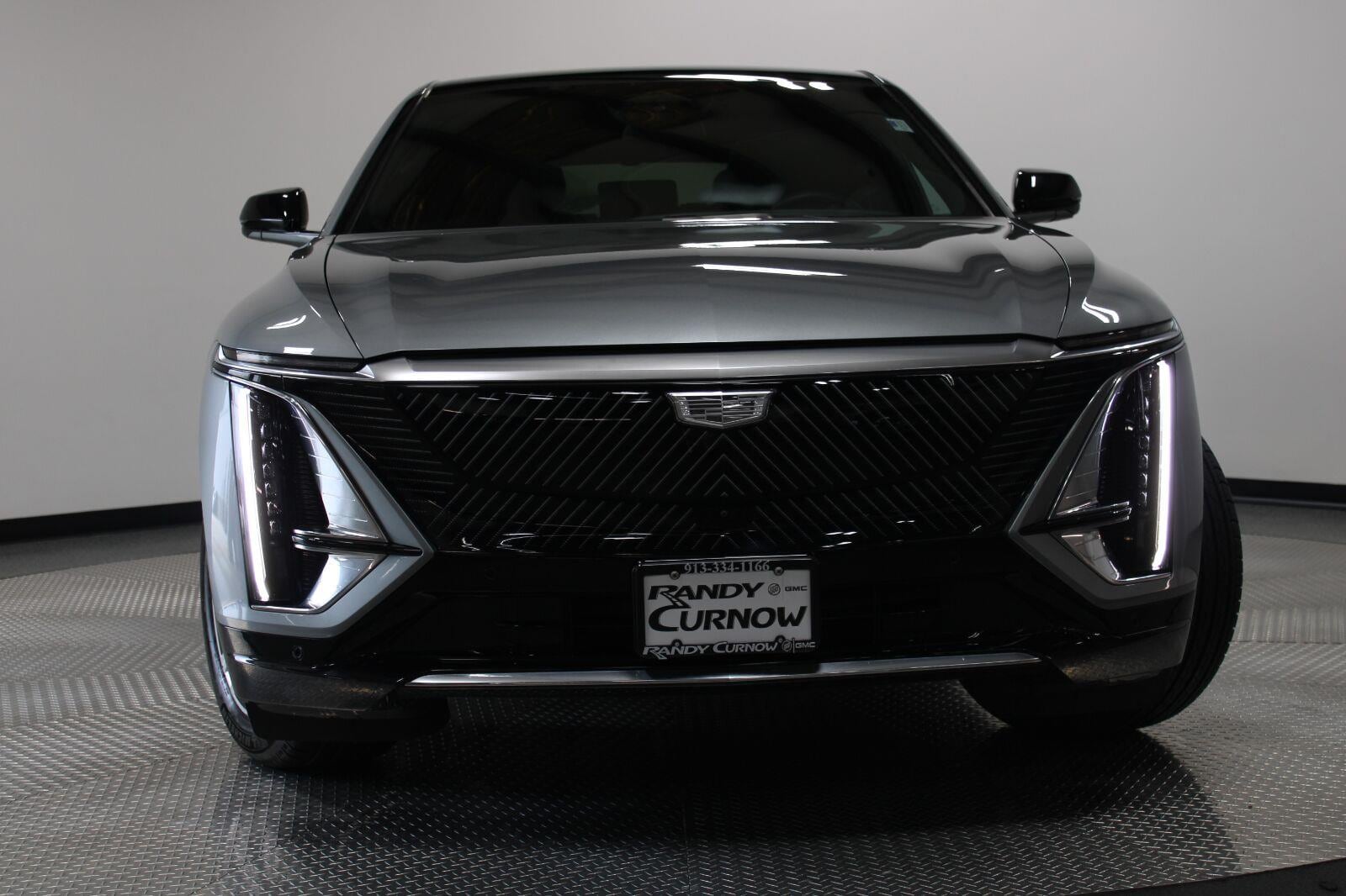 Used 2024 Cadillac LYRIQ Tech with VIN 1GYKPMRL6RZ111826 for sale in Kansas City