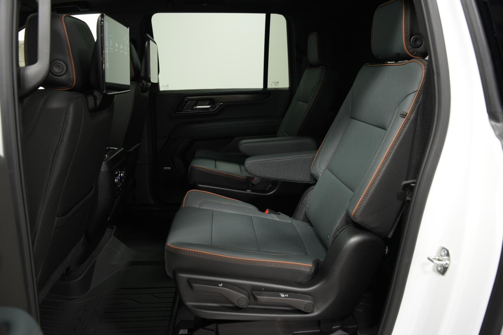 2026 GMC Yukon XL AT4 - Photo 20