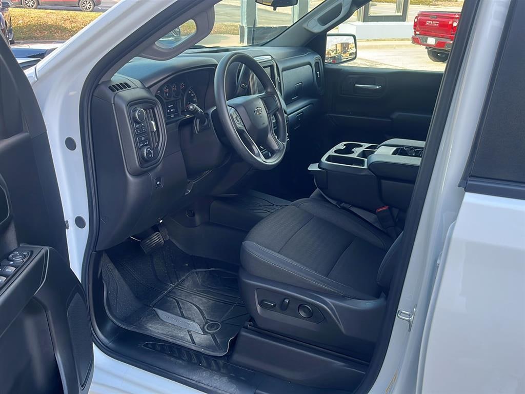 Used 2025 Chevrolet Silverado 1500 Custom Trail Boss Truck Crew Cab