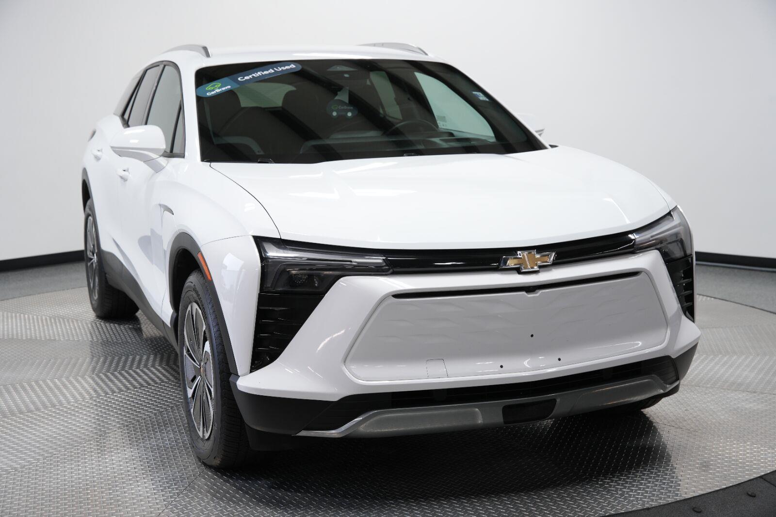 Used 2024 Chevrolet Blazer EV LT with VIN 3GNKDBRJ9RS256140 for sale in Kansas City