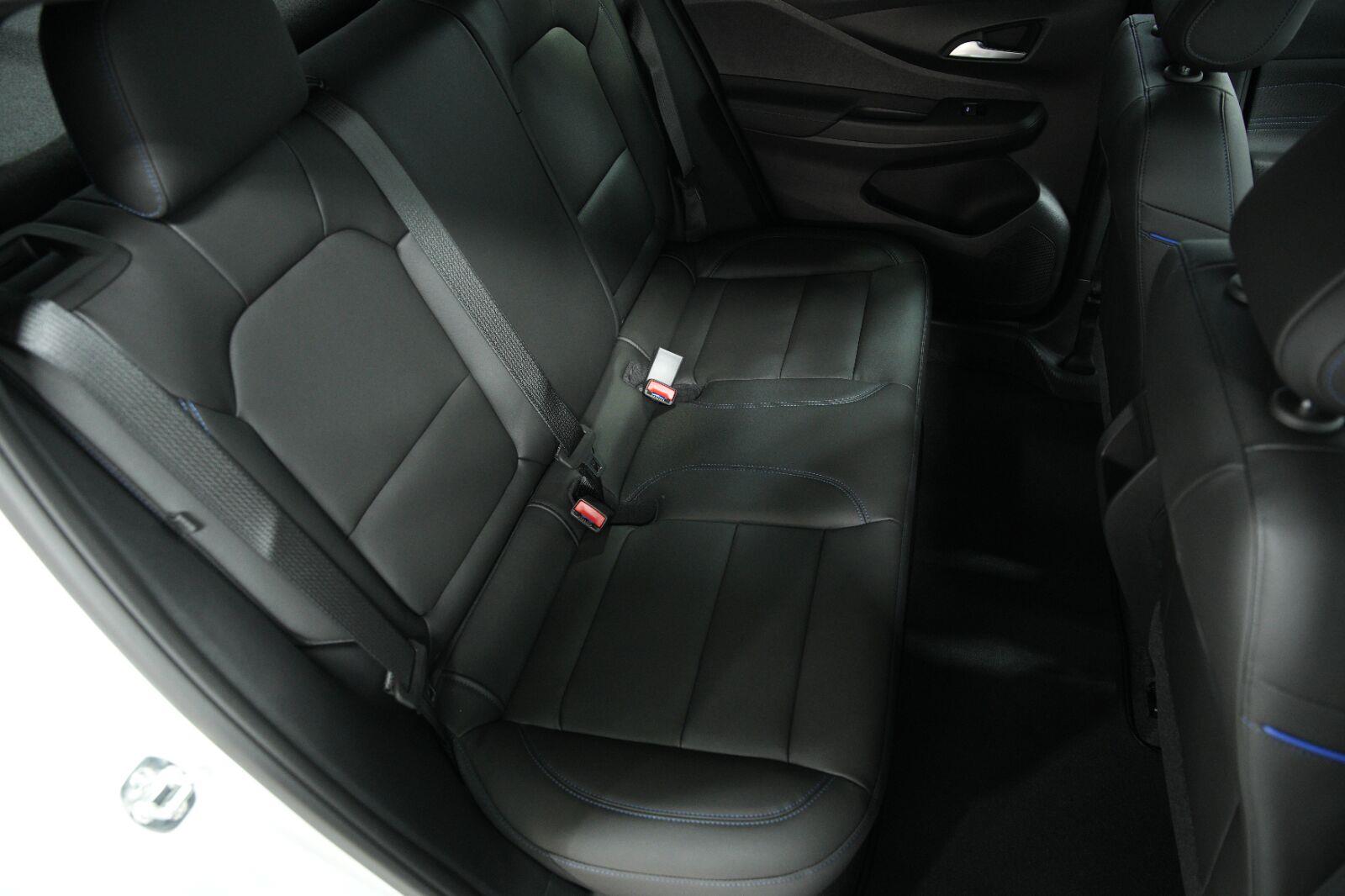 2026 Buick Envista Sport Touring - Photo 16