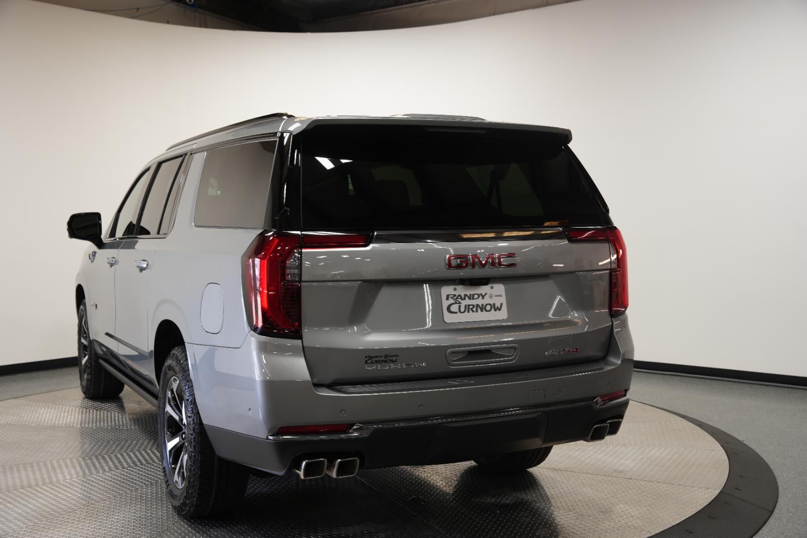 2026 GMC Yukon XL AT4 - Photo 8