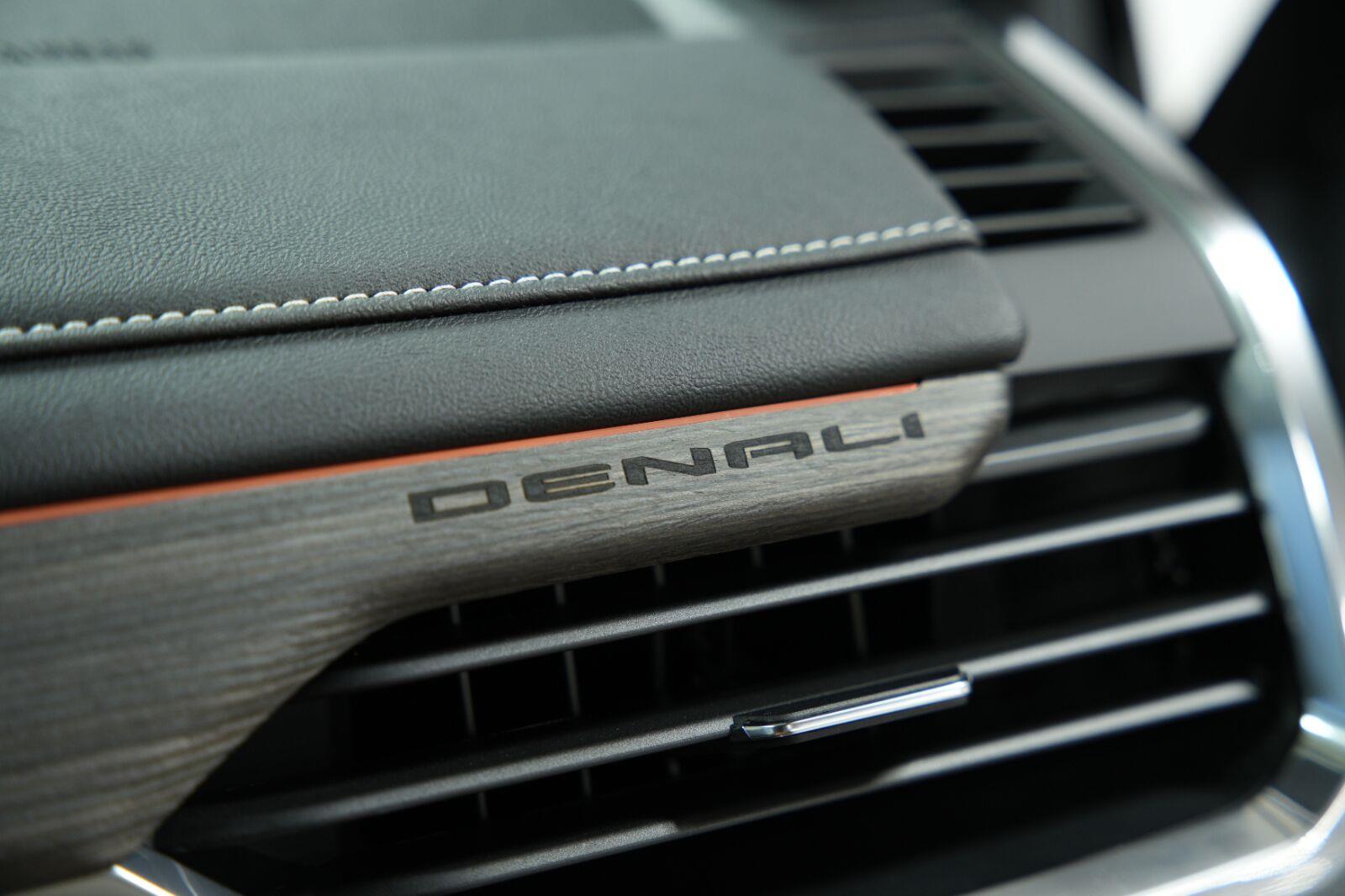 2026 GMC Acadia Denali - Photo 23