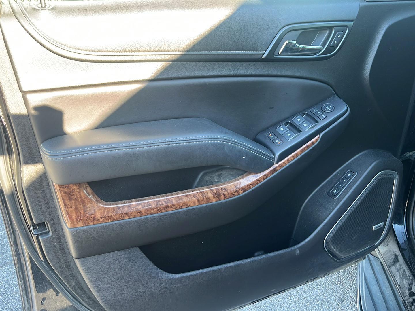 2018 Chevrolet Tahoe Premier - Photo 12