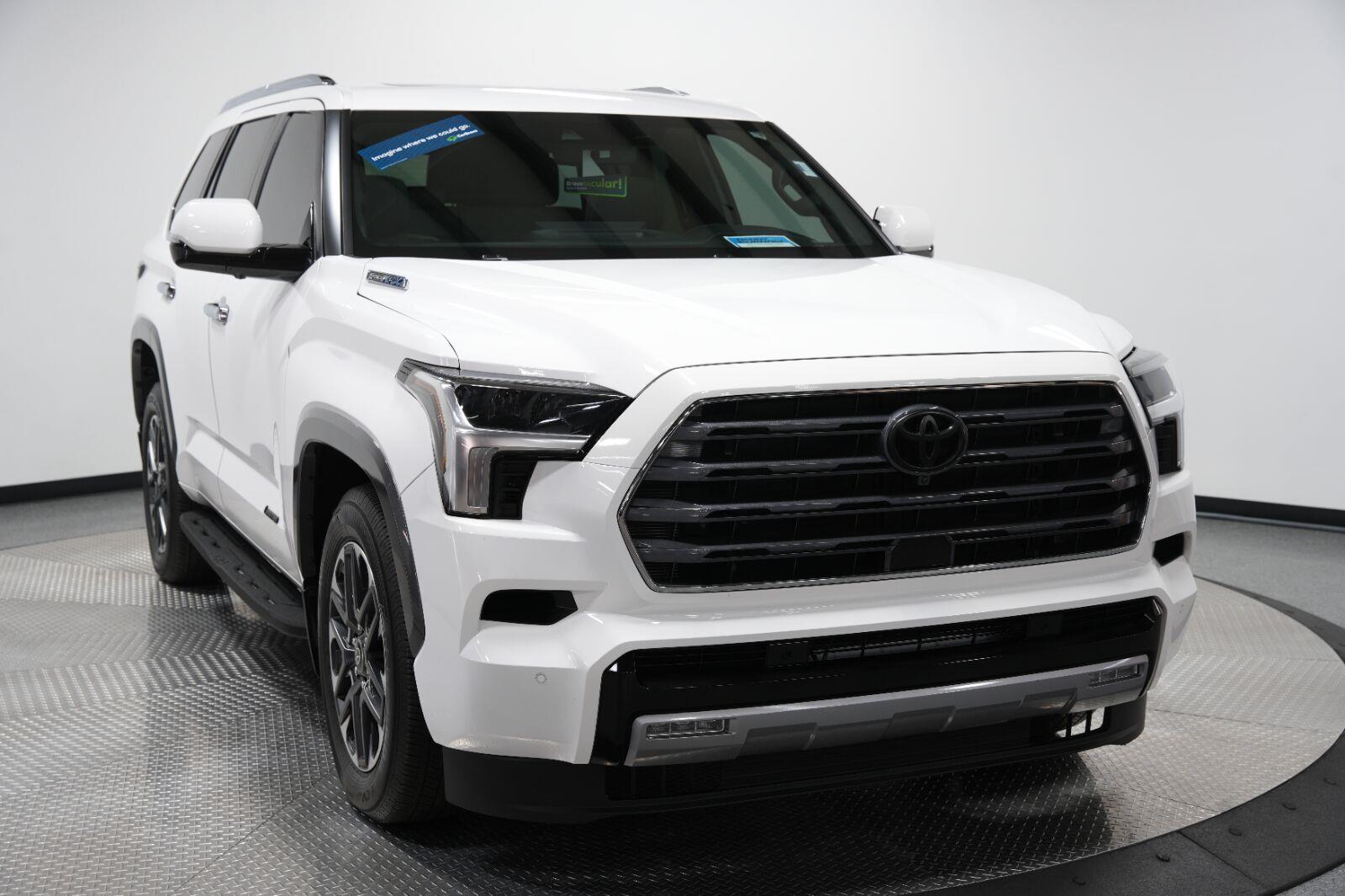 Used 2025 Toyota Sequoia Limited with VIN 7SVAAABA5SX070784 for sale in Kansas City