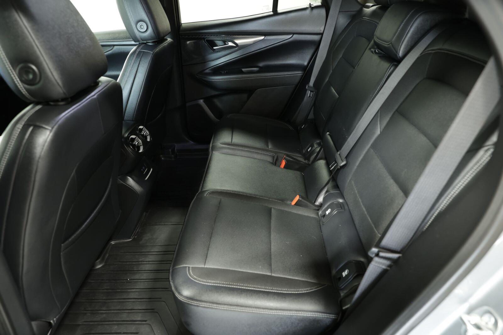 2024 Chevrolet Blazer EV LT - Photo 31