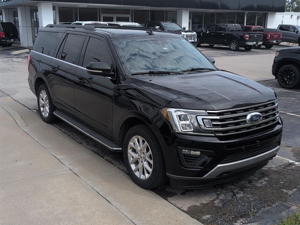 Used 2020 Ford Expedition XLT with VIN 1FMJK1JT4LEA60752 for sale in Kansas City