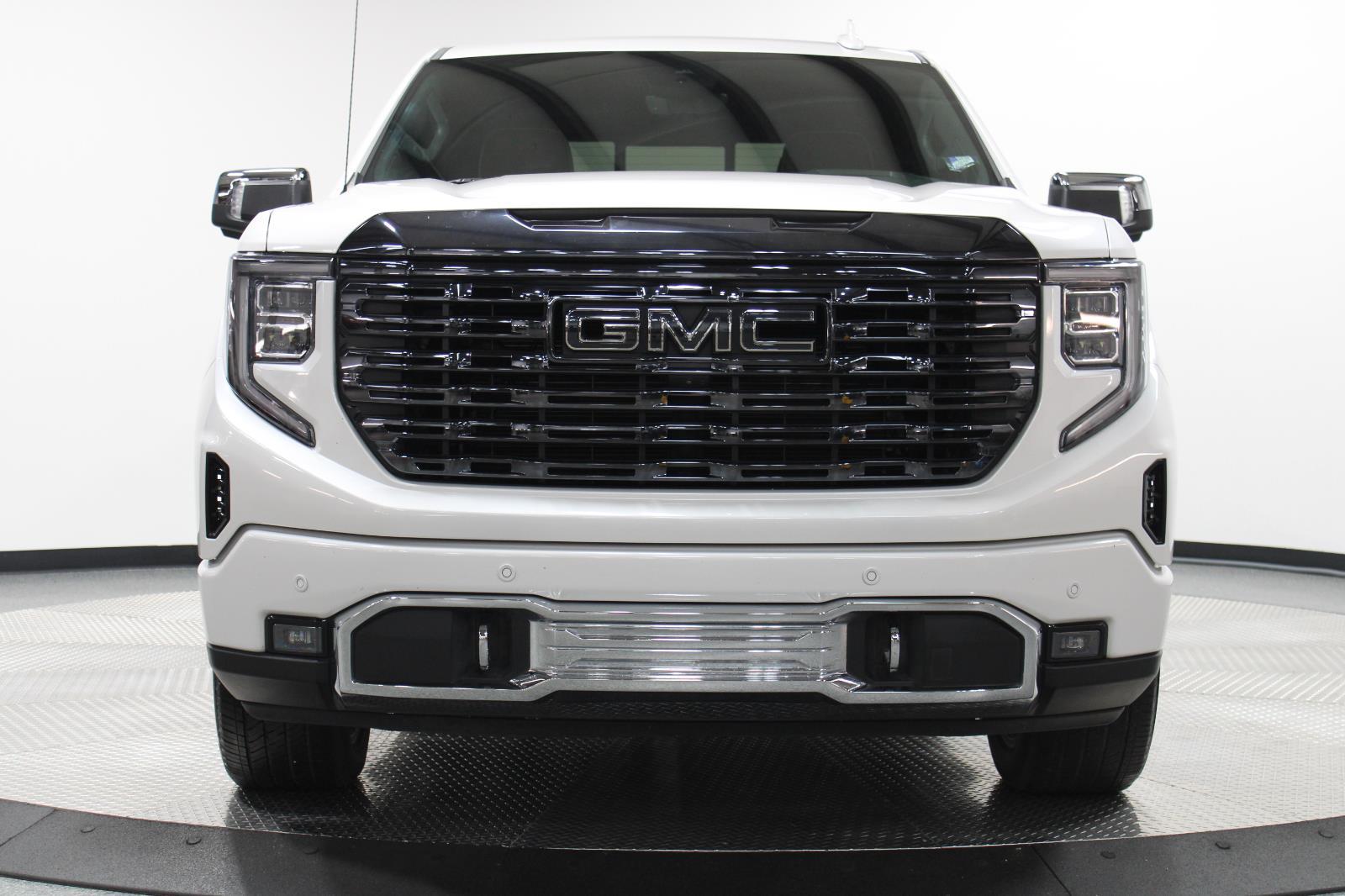 Used 2023 GMC Sierra 1500 Denali Denali Ultimate with VIN 1GTUUHEL8PZ176632 for sale in Kansas City