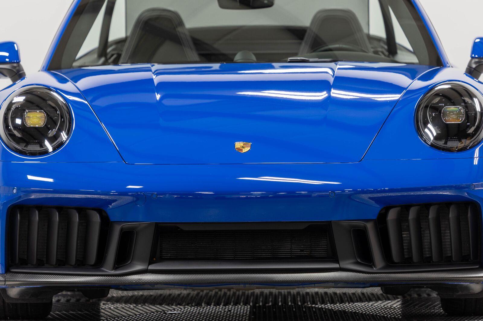 2026 Porsche 911 GTS - Photo 17
