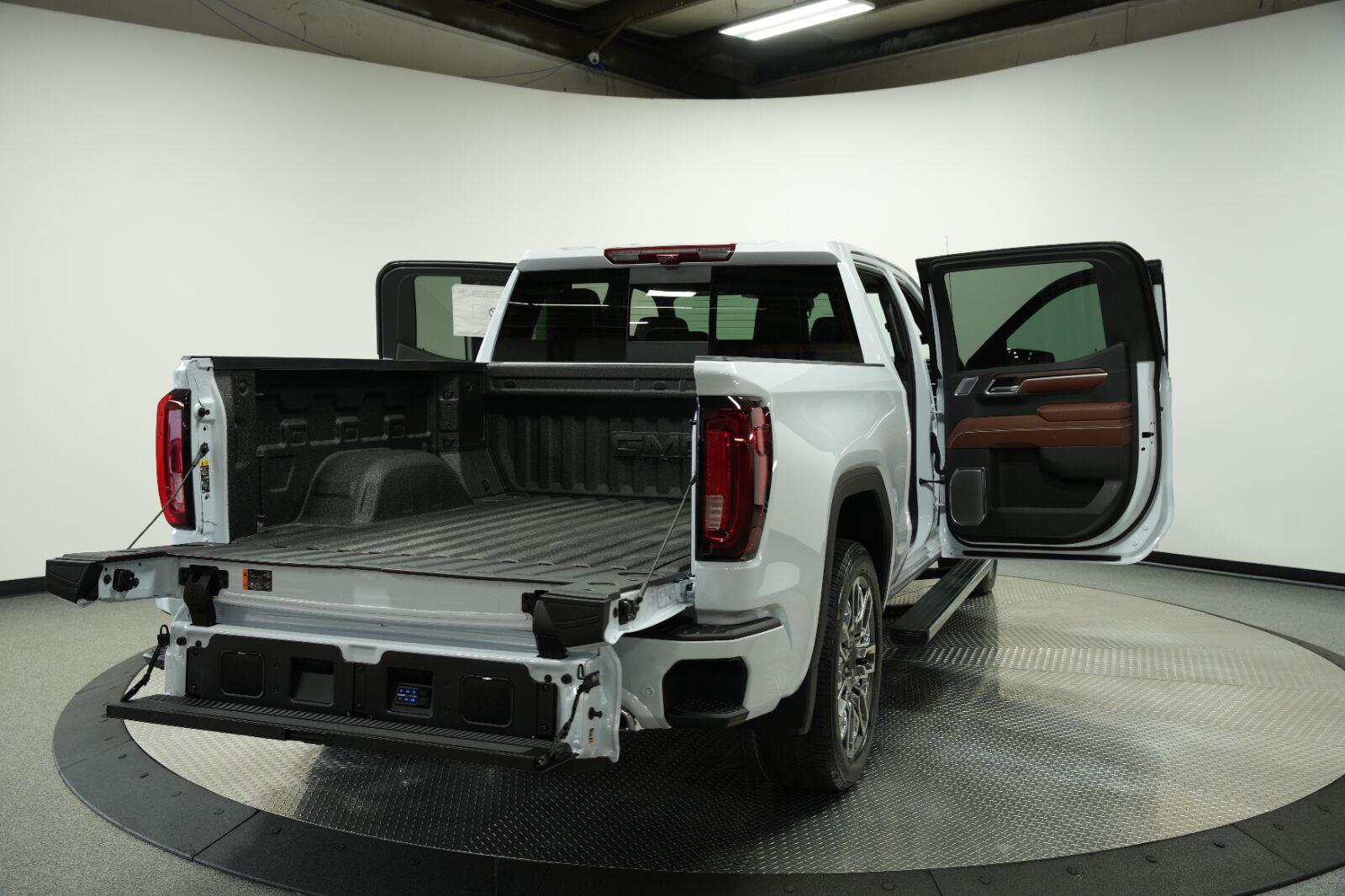 2026 GMC Sierra 1500 Denali Ultimate - Photo 16