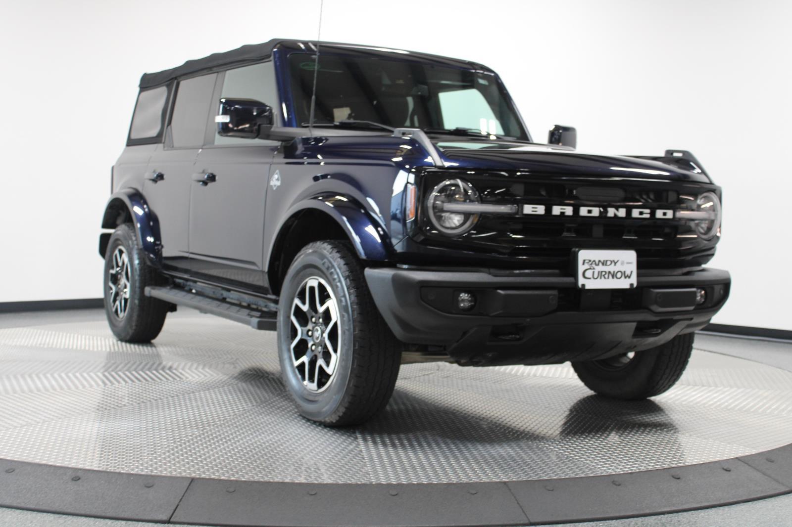 2021 Ford Bronco Base photo 3
