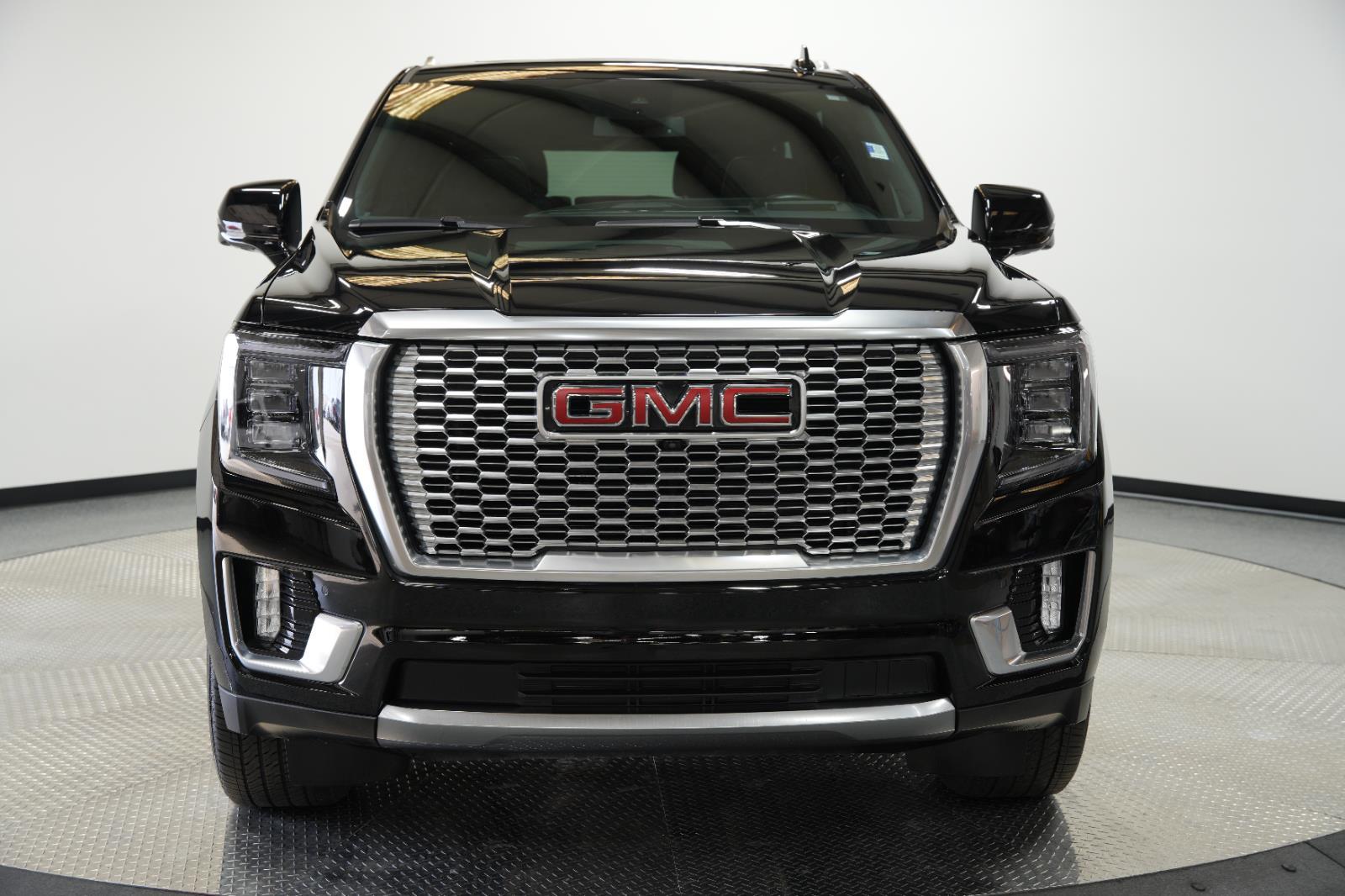Used 2023 GMC Yukon XL Denali with VIN 1GKS2JKL8PR481688 for sale in Kansas City, KS