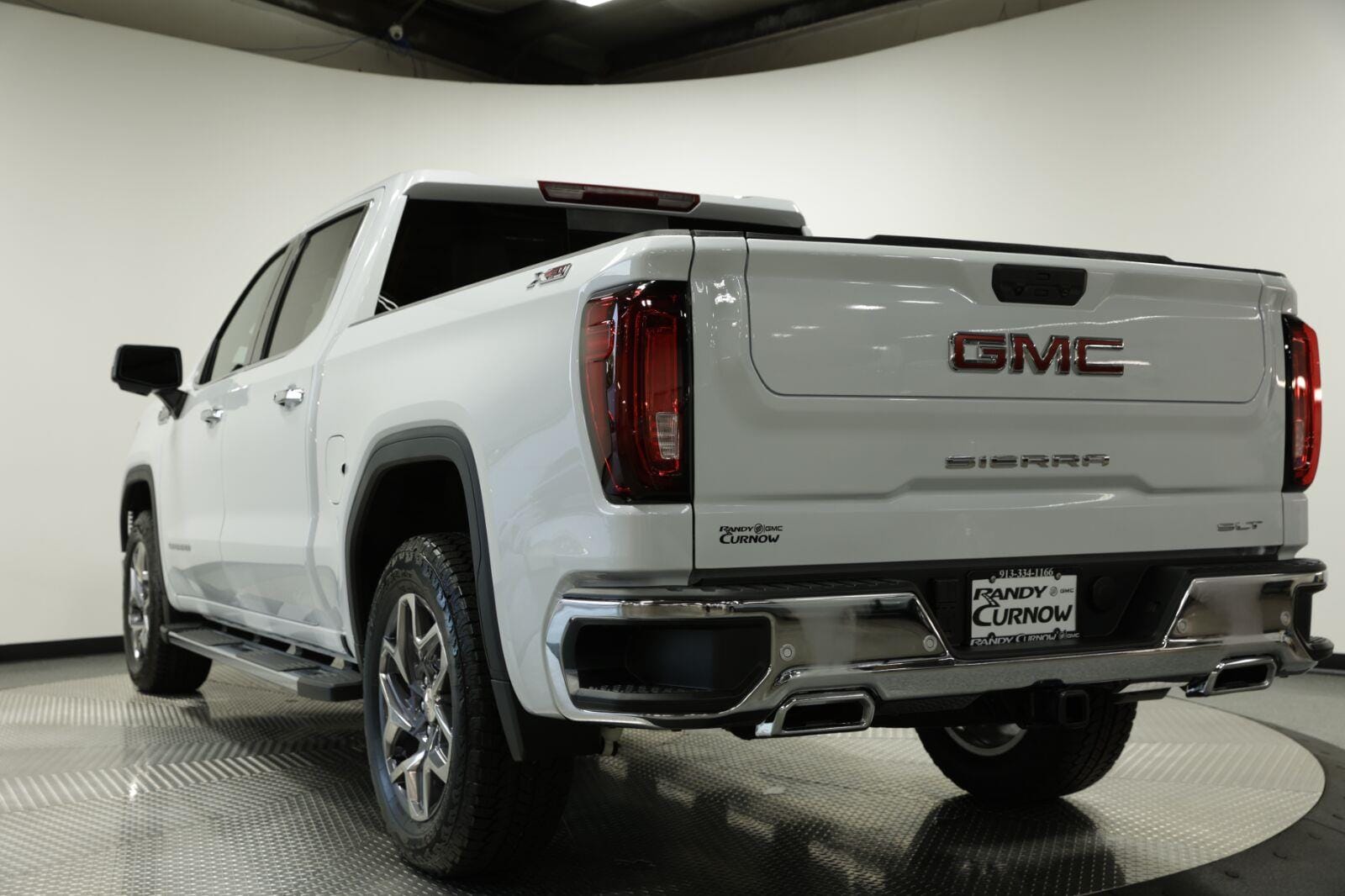 2026 GMC Sierra 1500 SLT - Photo 25