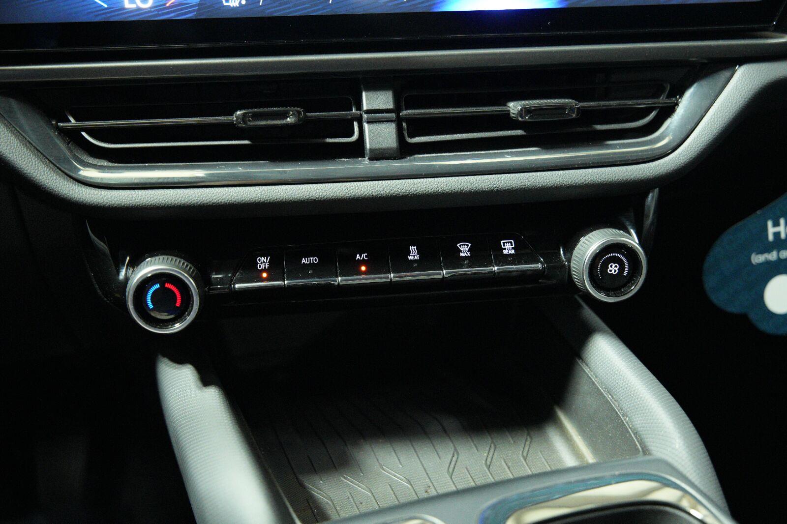 2024 Chevrolet Equinox EV Launch Edition - Photo 47