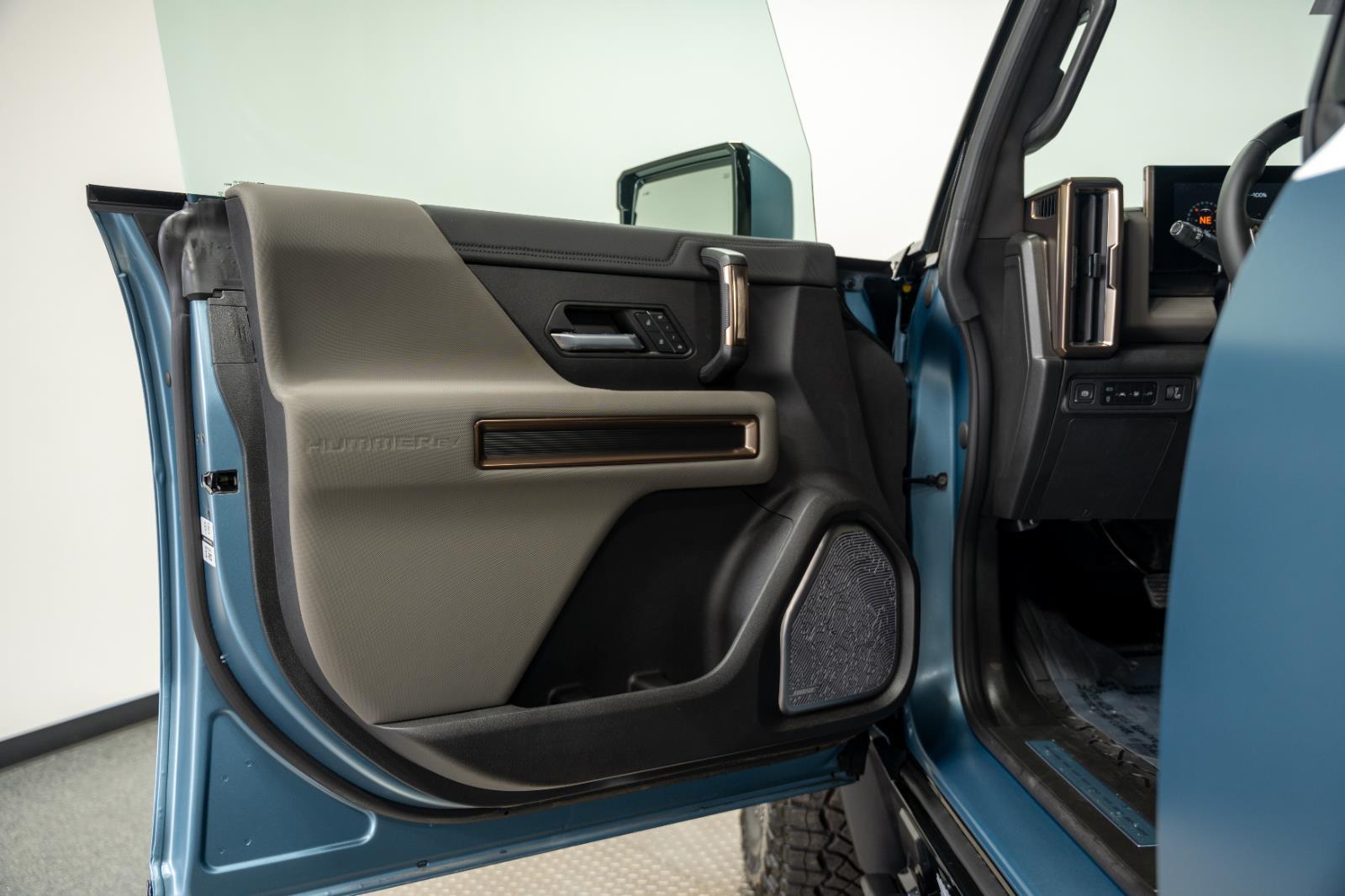 2024 GMC HUMMER EV 3X - Photo 25
