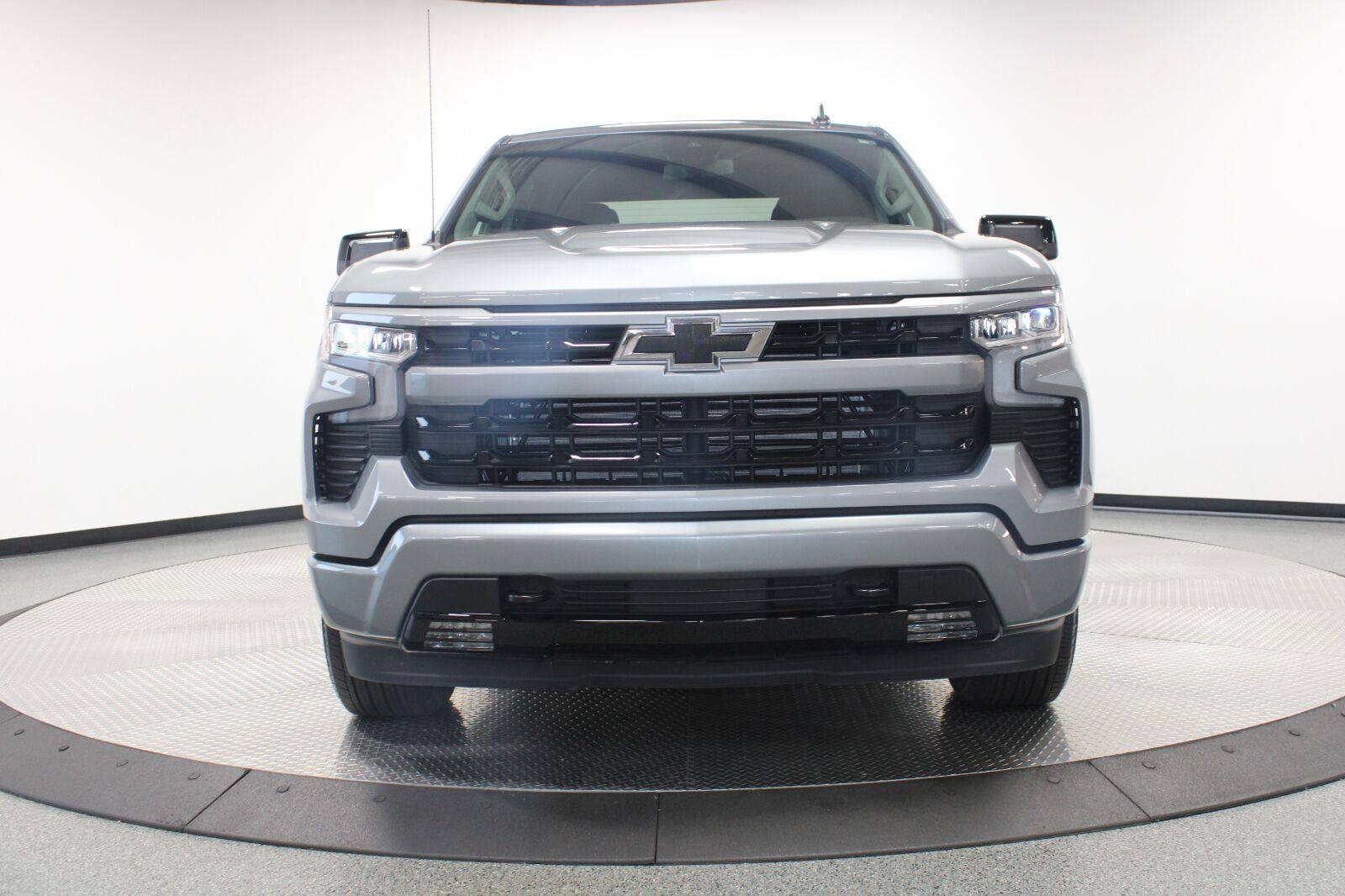Used 2026 Chevrolet Silverado 1500 RST with VIN 2GCUKEED5T1113326 for sale in Kansas City