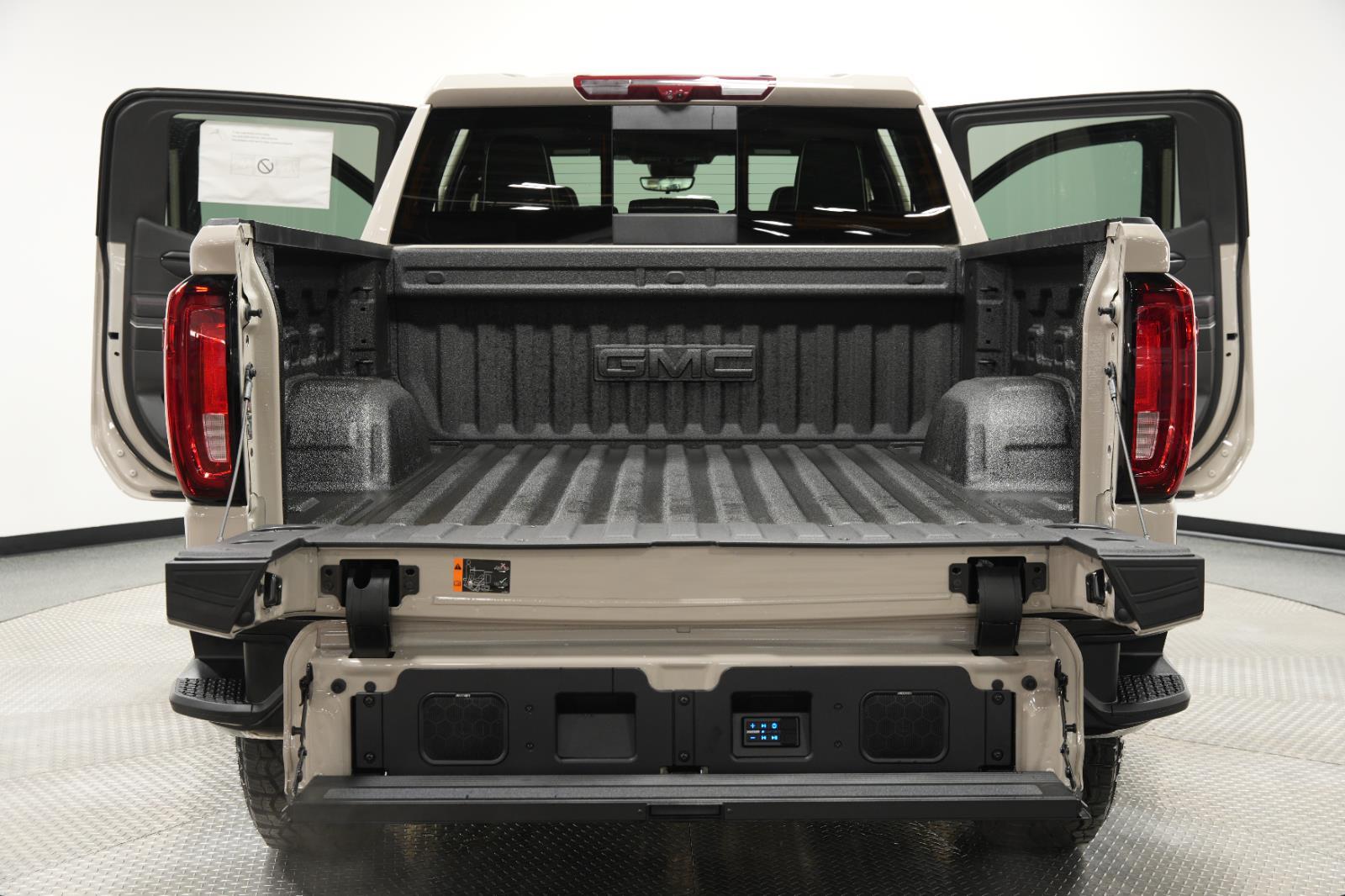 2026 GMC Sierra 1500 AT4X - Photo 12