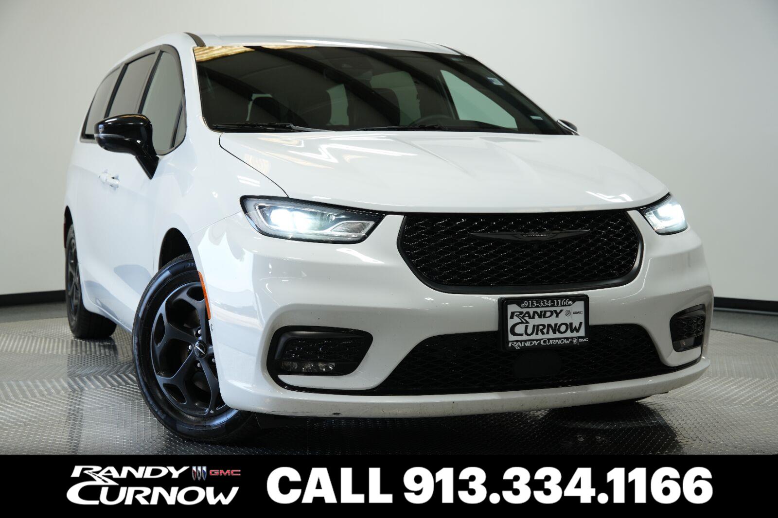 Used 2024 Chrysler Pacifica PHEV Select with VIN 2C4RC1S70RR109253 for sale in Kansas City