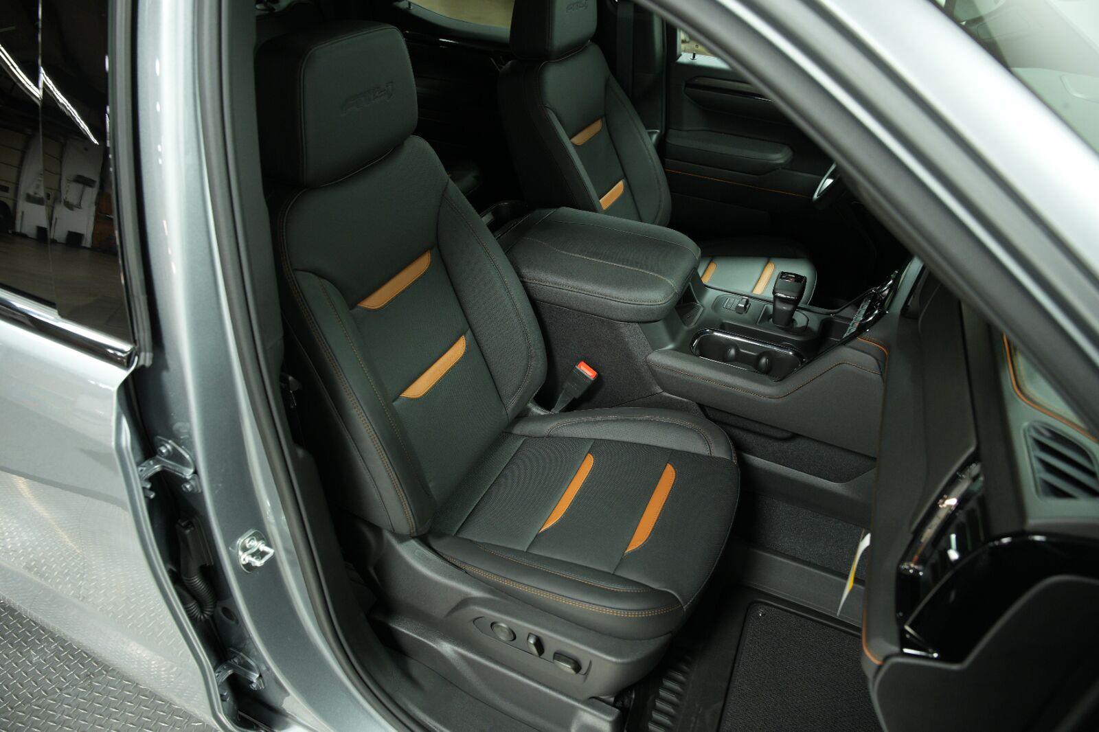 2026 GMC Sierra 1500 AT4 - Photo 18