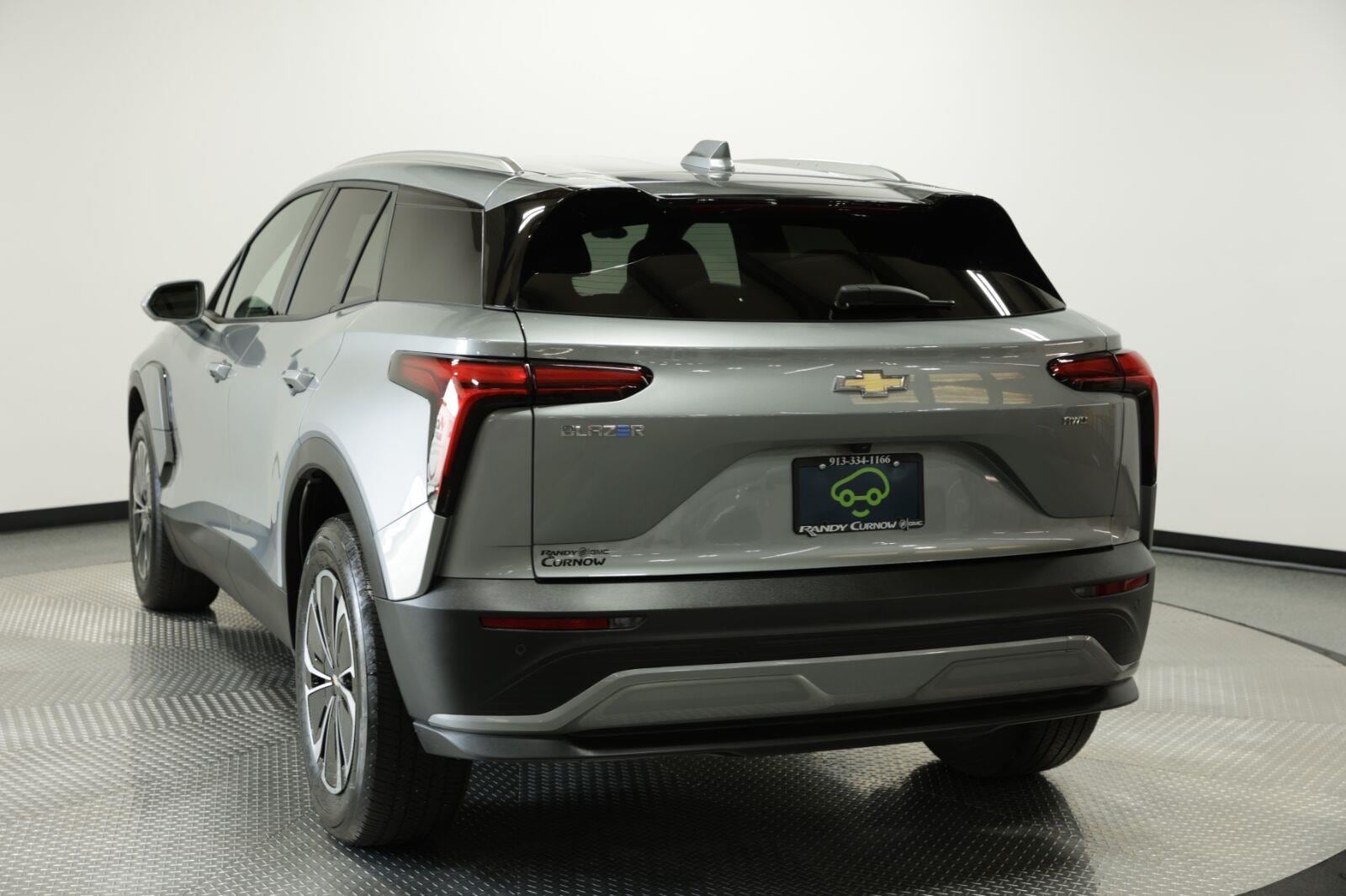 2024 Chevrolet Blazer EV LT - Photo 6
