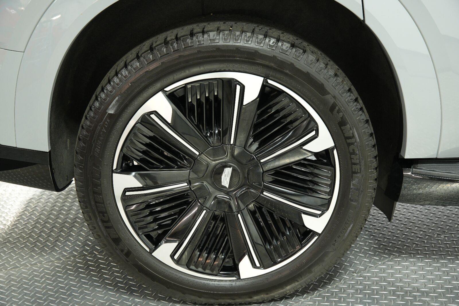 2026 Cadillac Escalade IQ Premium Sport - Photo 28