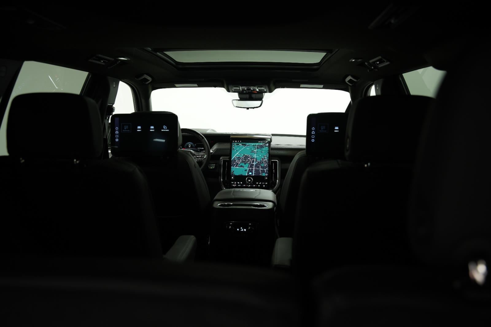 2026 GMC Yukon Denali - Photo 17