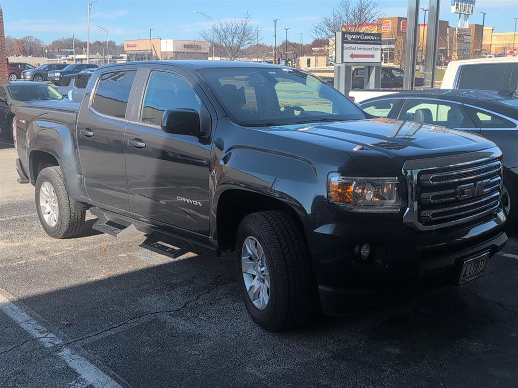 2017 Gmc Canyon SLE photo 2