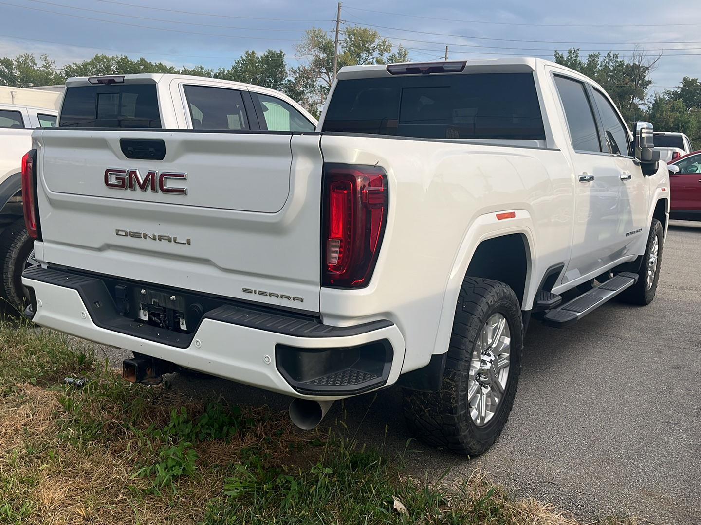 2021 Gmc Sierra 2500 HD Denali photo 2