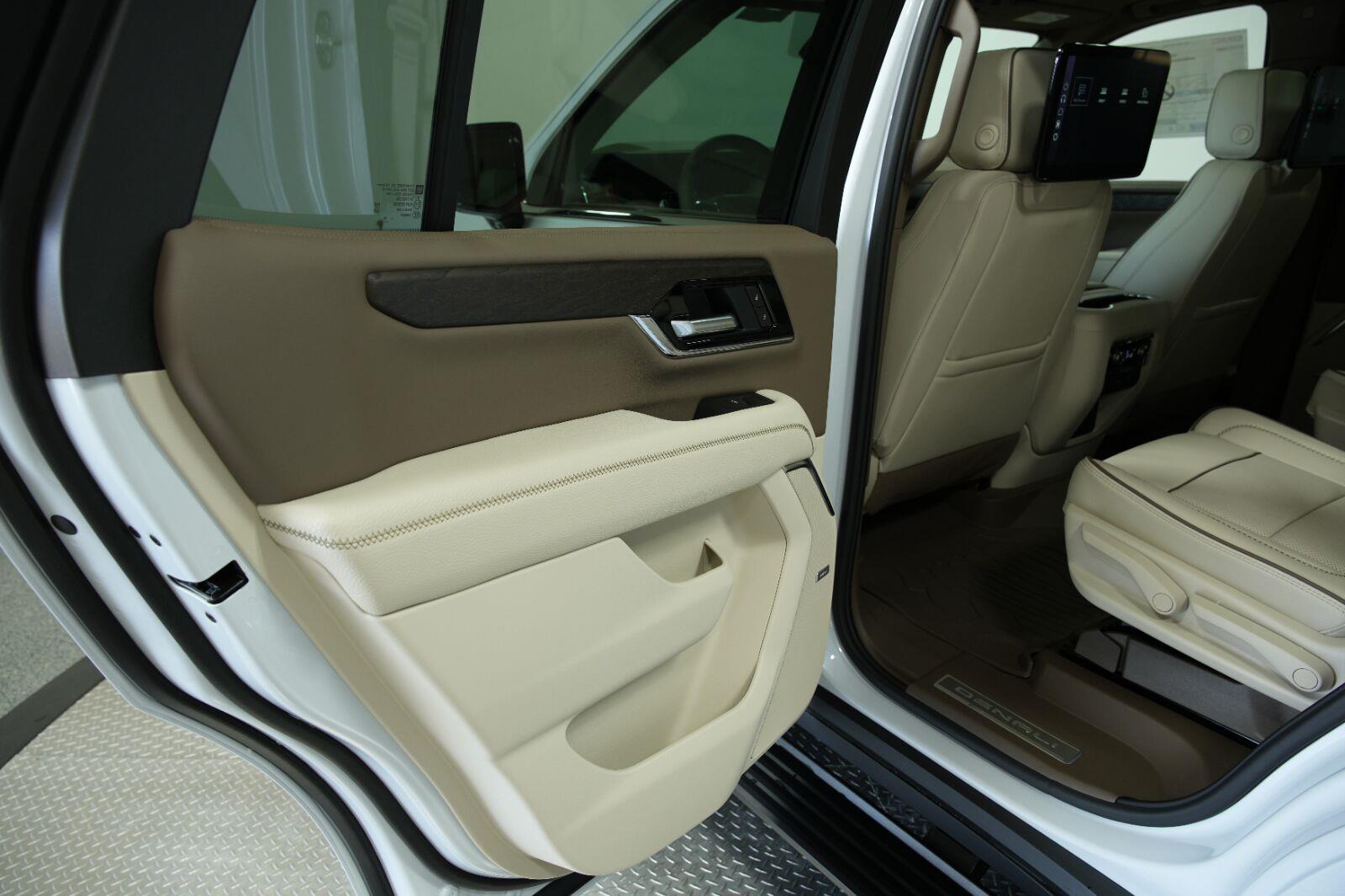 2026 GMC Yukon Denali - Photo 37