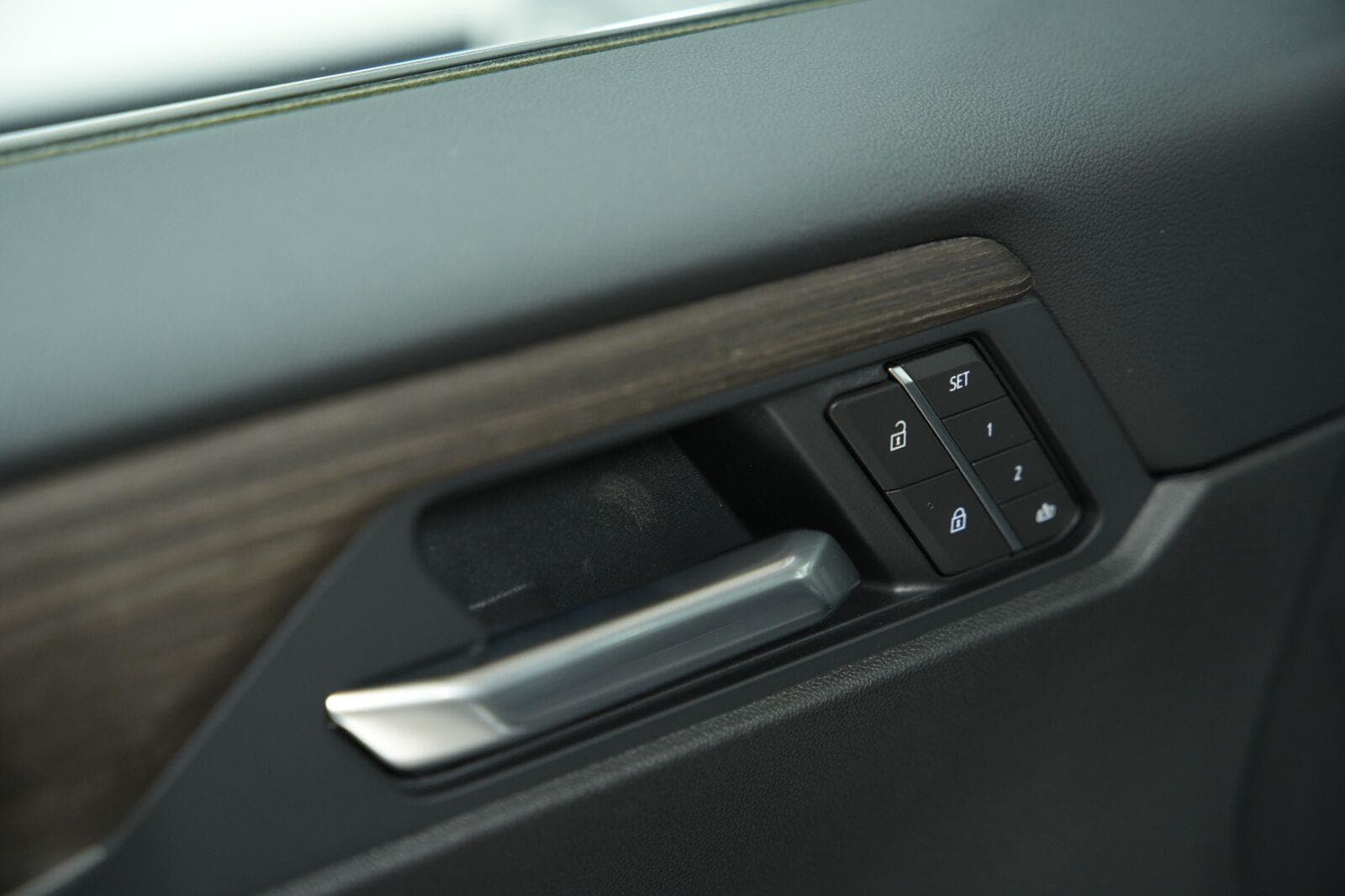 2026 GMC Acadia Denali - Photo 34