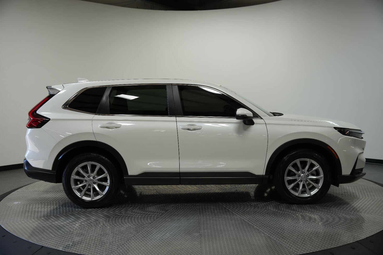 2025 Honda CR-V EX - Photo 10
