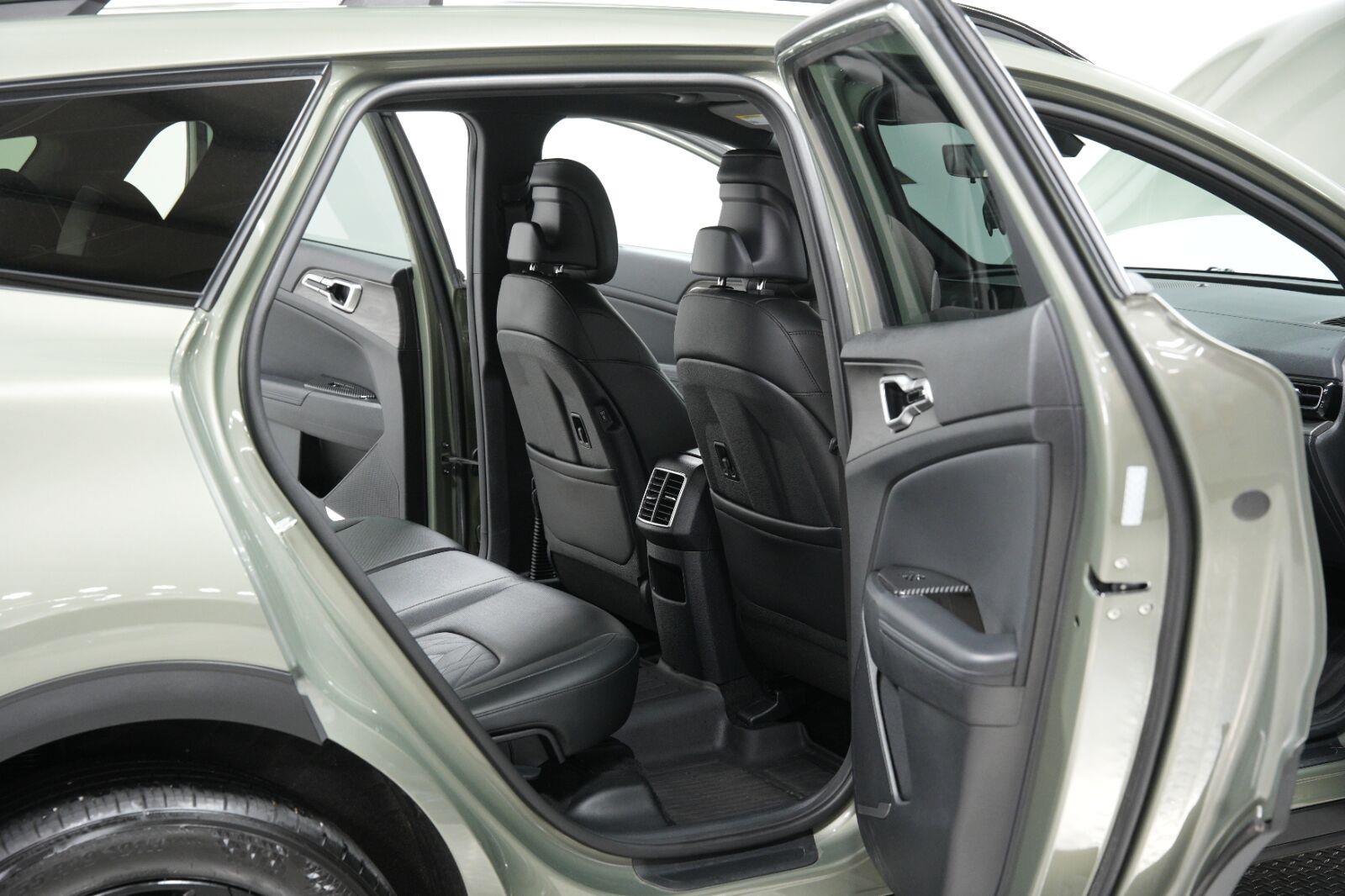 2025 Kia Sportage X-Line - Photo 13