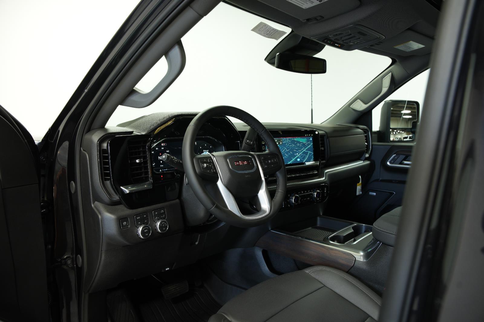 2025 GMC Sierra 2500HD SLT - Photo 26