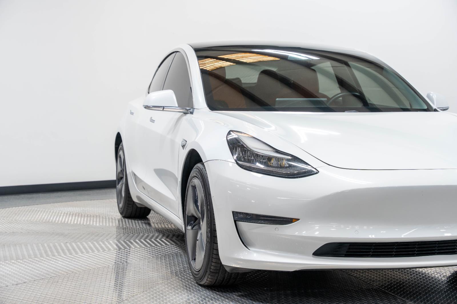 Used 2019 Tesla Model 3 Mid Range with VIN 5YJ3E1EA3KF412259 for sale in Kansas City