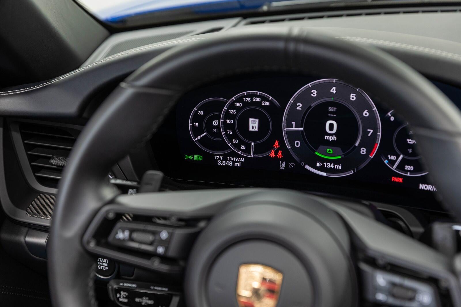 2026 Porsche 911 GTS - Photo 93