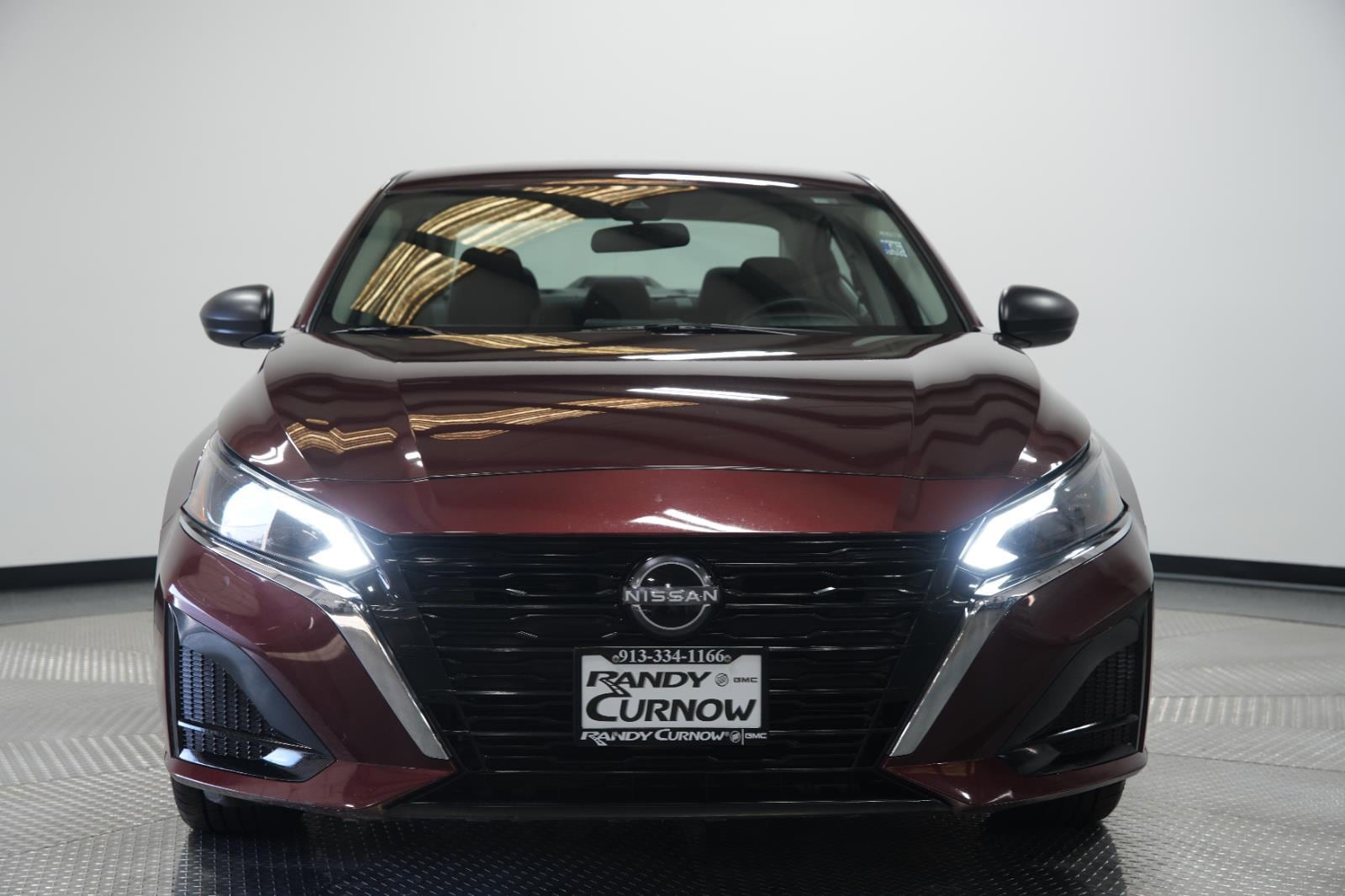 Used 2024 Nissan Altima SV with VIN 1N4BL4DV0RN319577 for sale in Kansas City