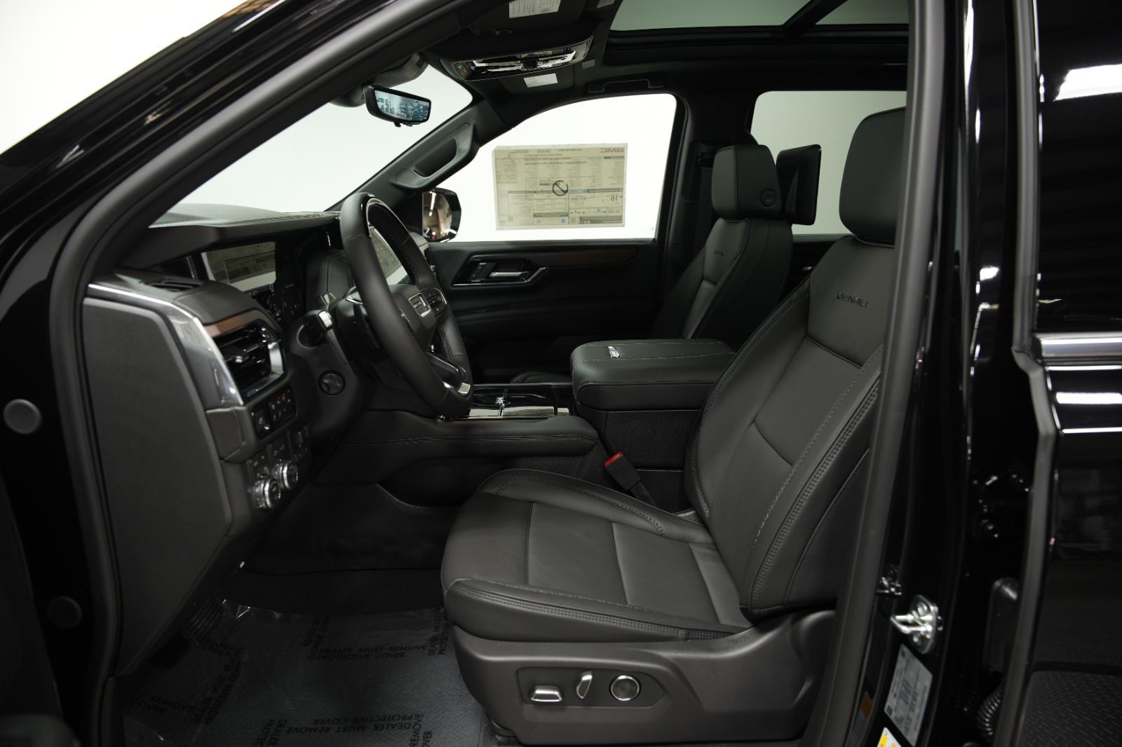 2026 GMC Yukon Denali - Photo 34