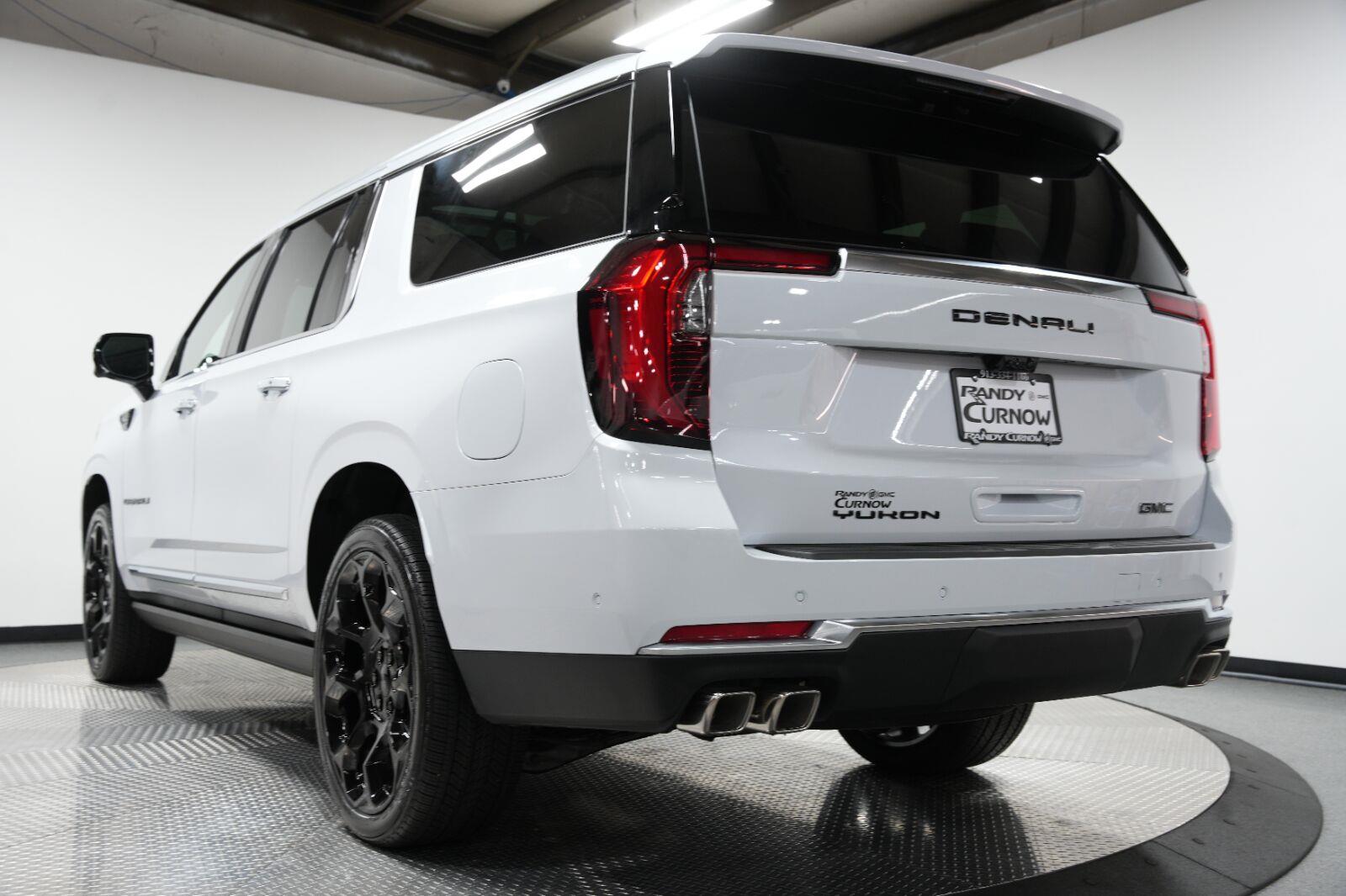 2026 GMC Yukon XL Denali - Photo 38