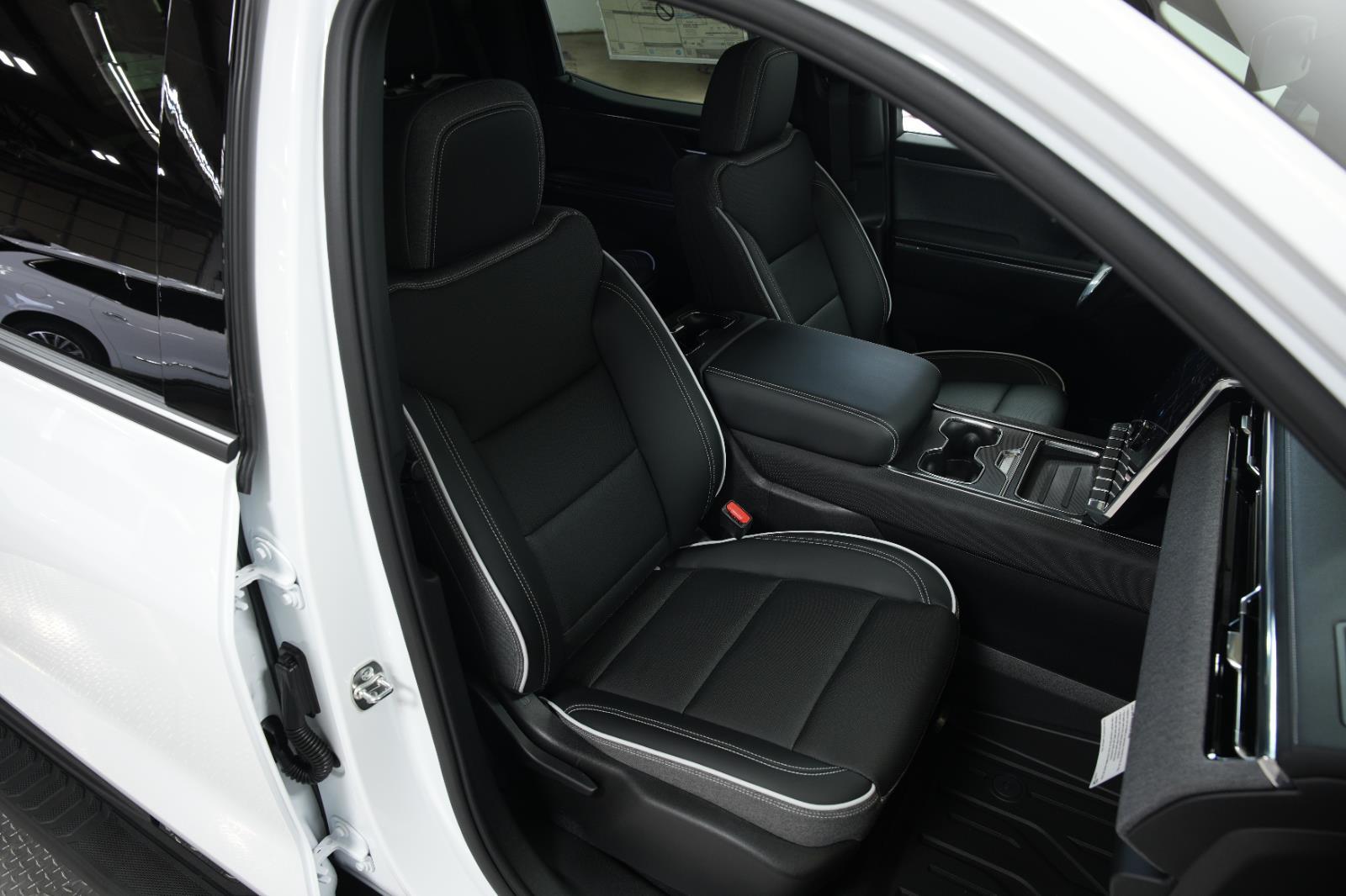 2026 GMC Sierra EV Elevation - Photo 15